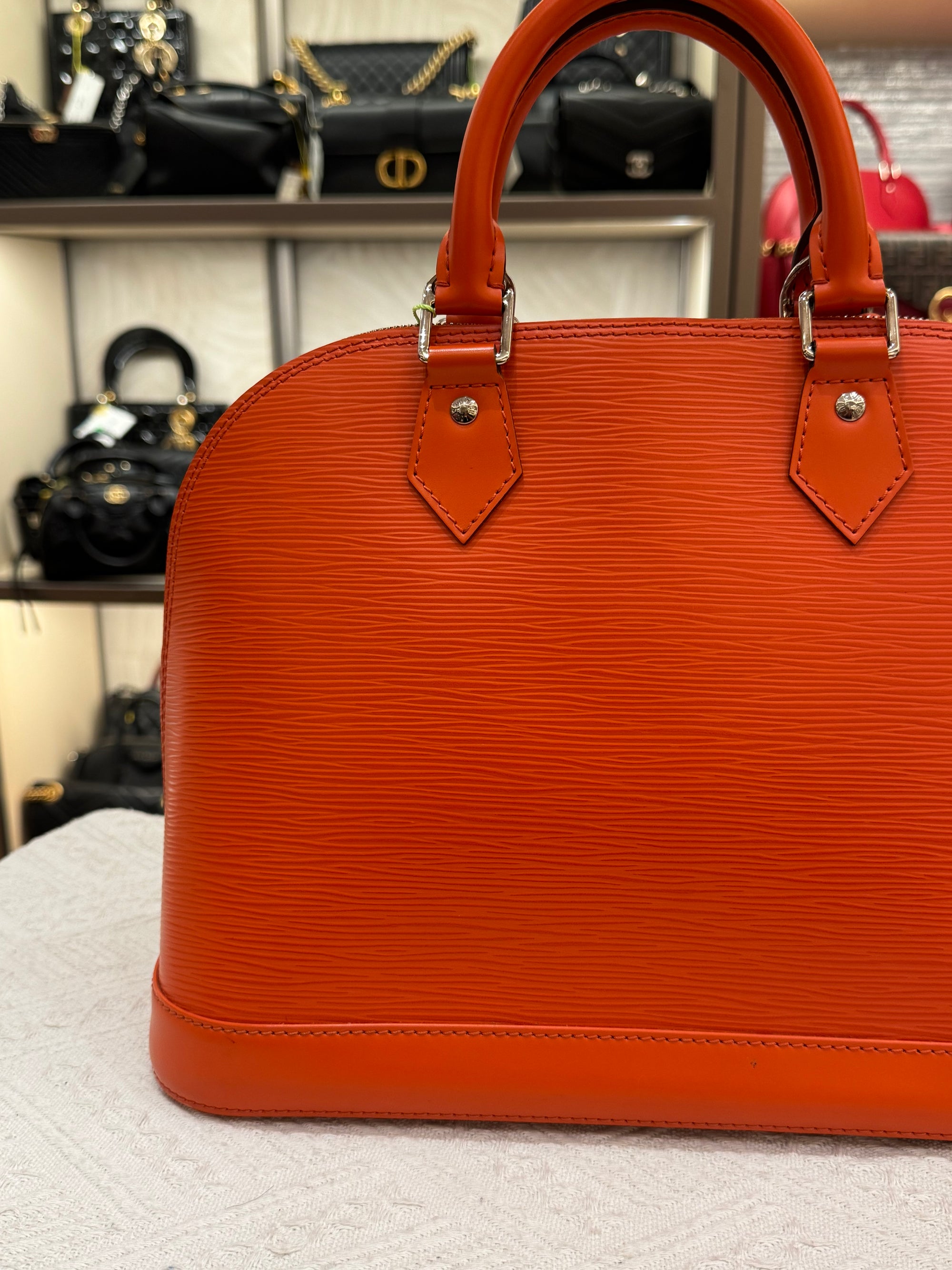 Louis Vuitton Alma Epi PM Piment