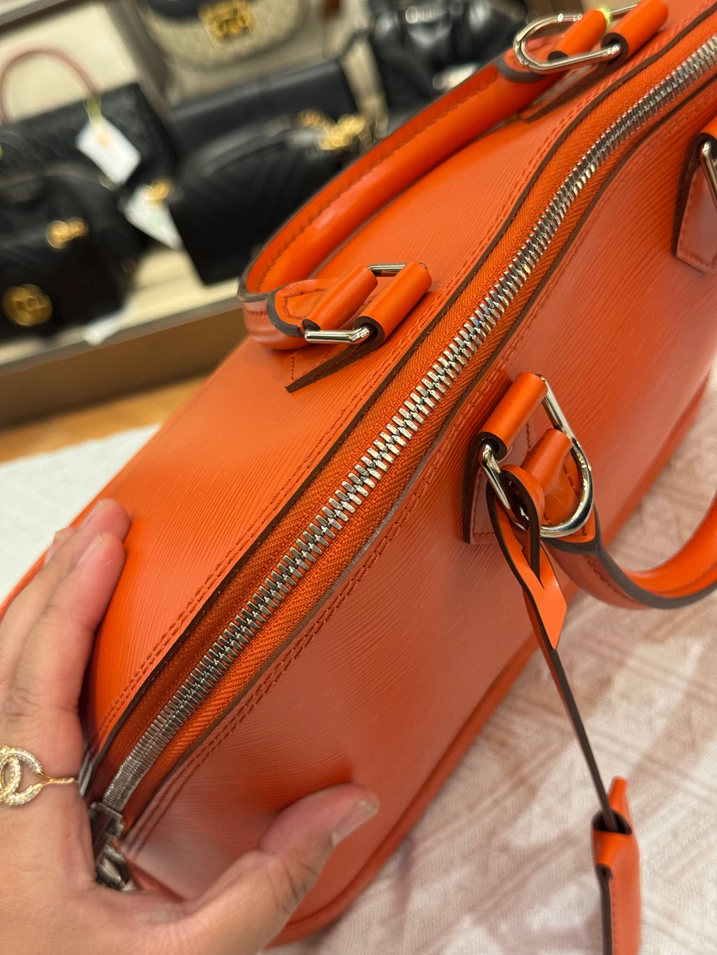 Louis Vuitton Alma Epi PM Piment