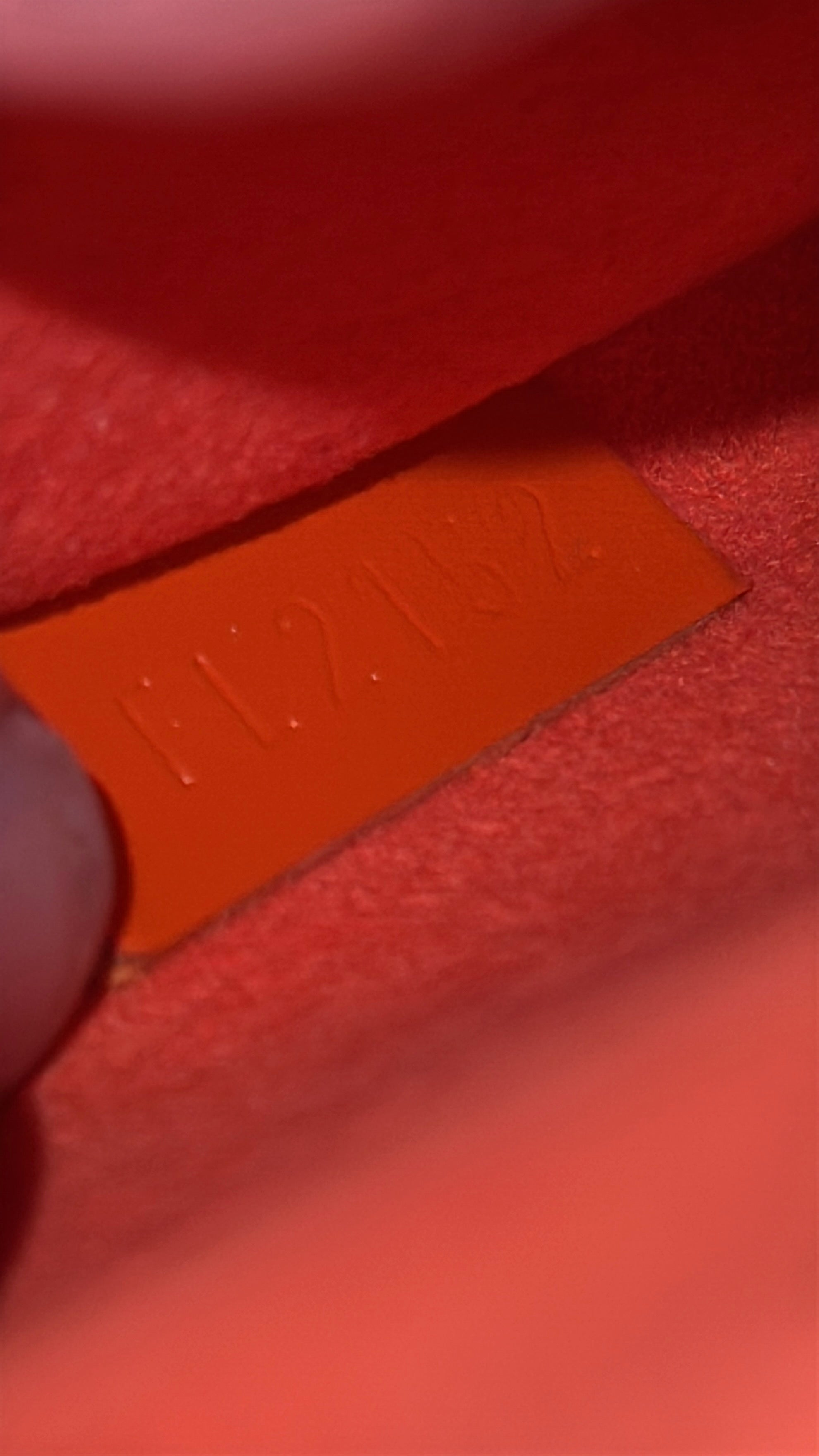 Louis Vuitton Alma Epi PM Piment