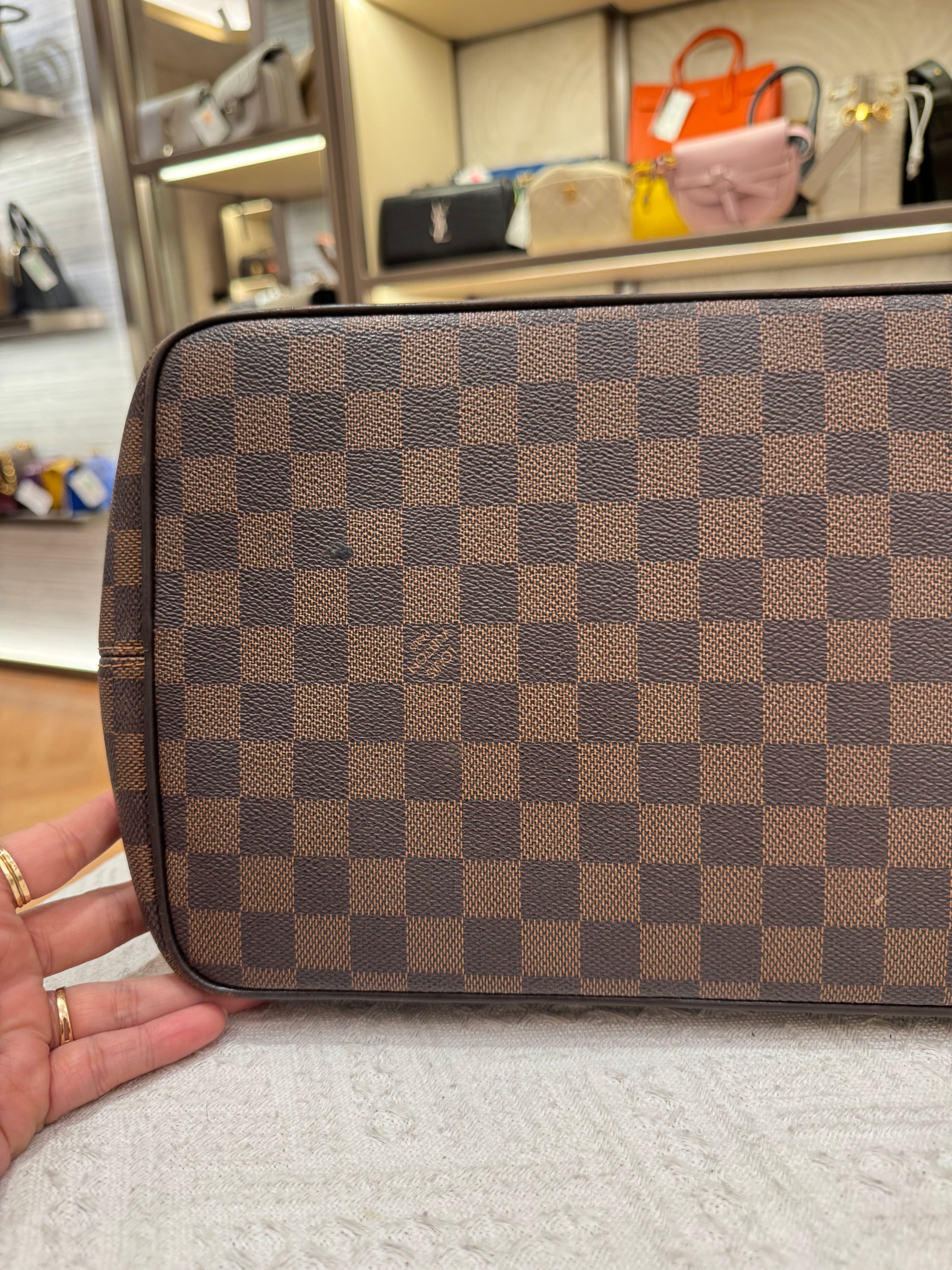 Louis Vuitton Bergamo GM Damier