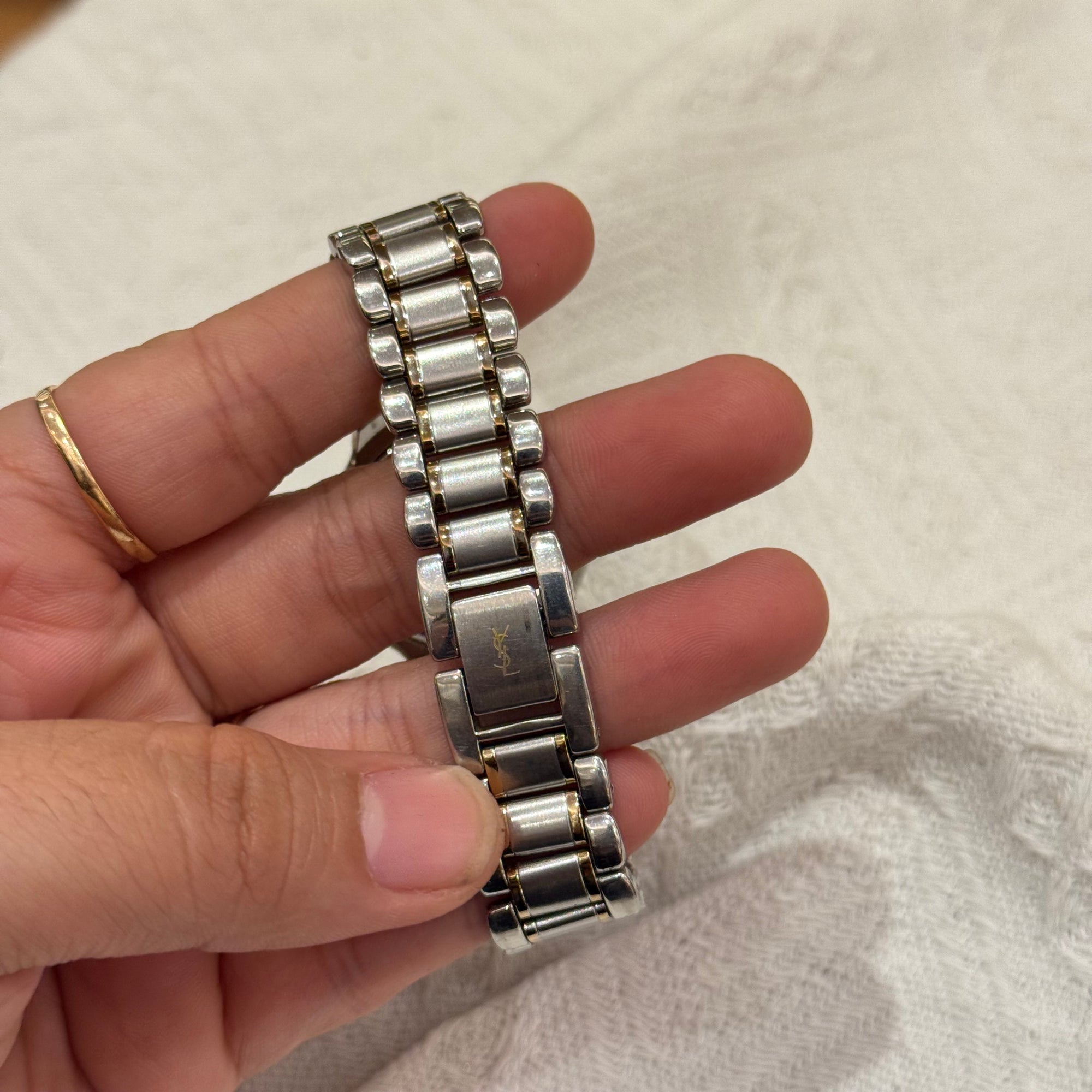 Saint Laurent Watch Round Silver