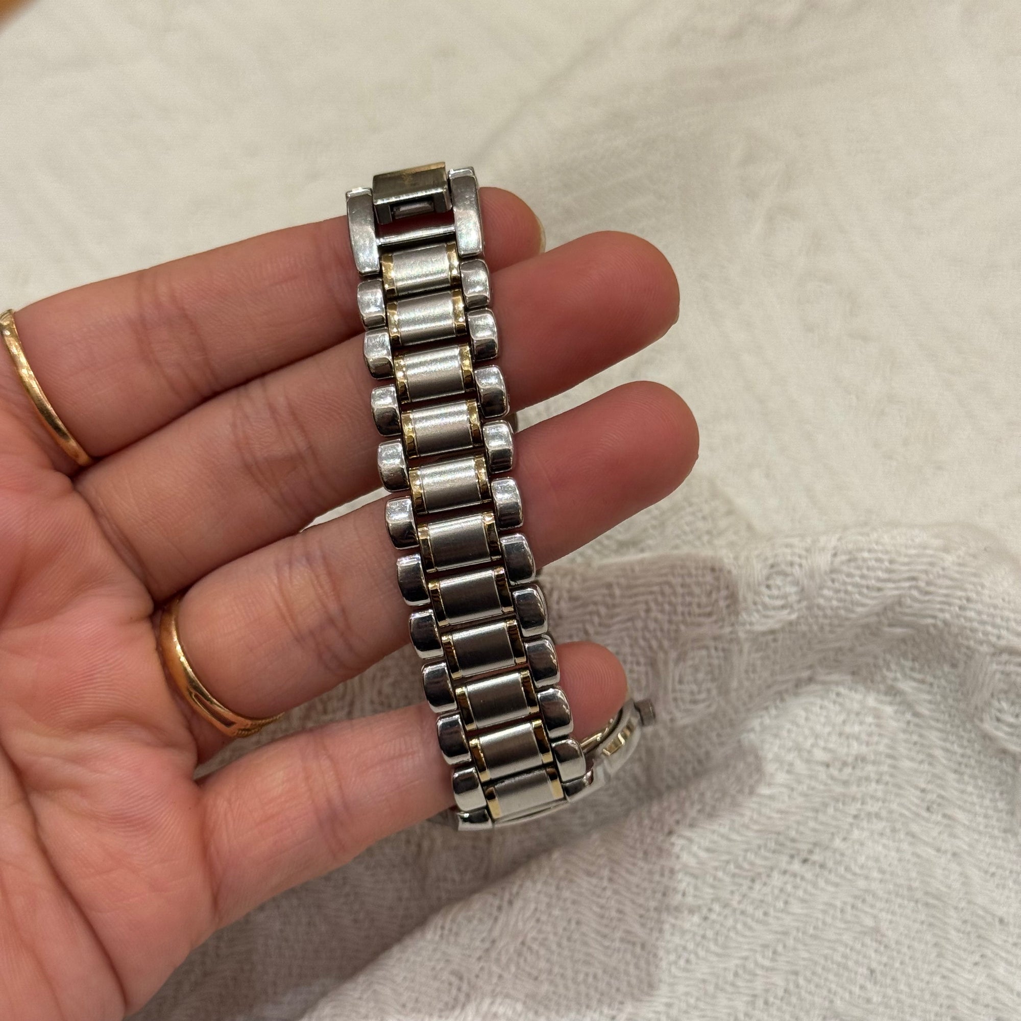 Saint Laurent Watch Round Silver