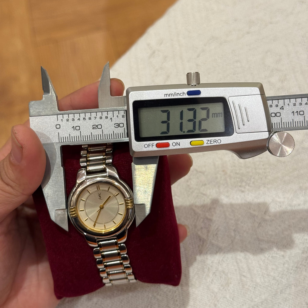 Saint Laurent Watch Round Silver