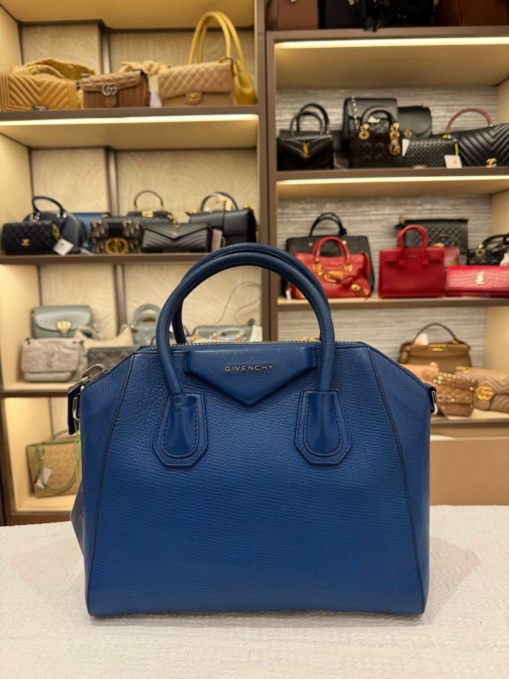 Givenchy Antigona Small