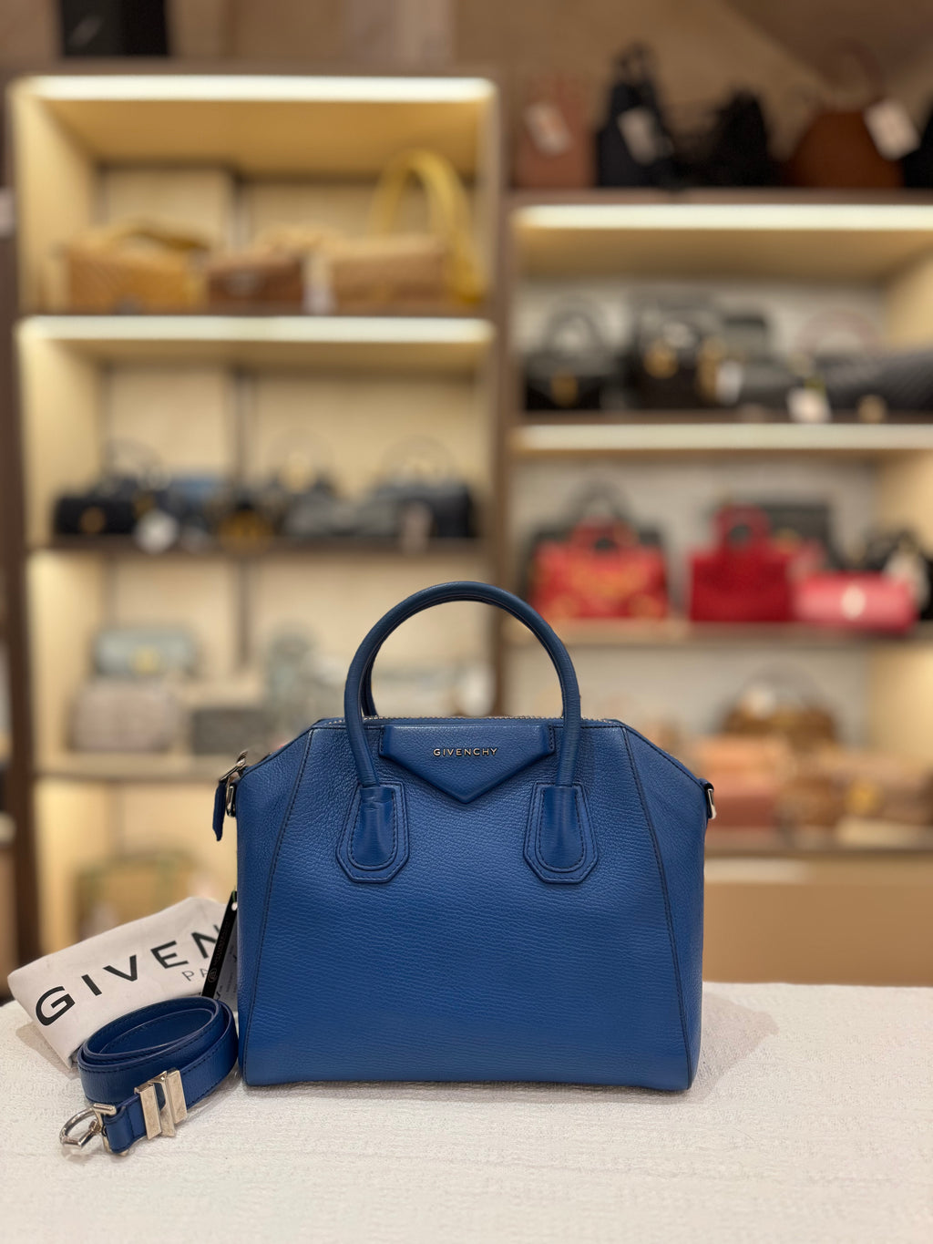 Givenchy Antigona Small