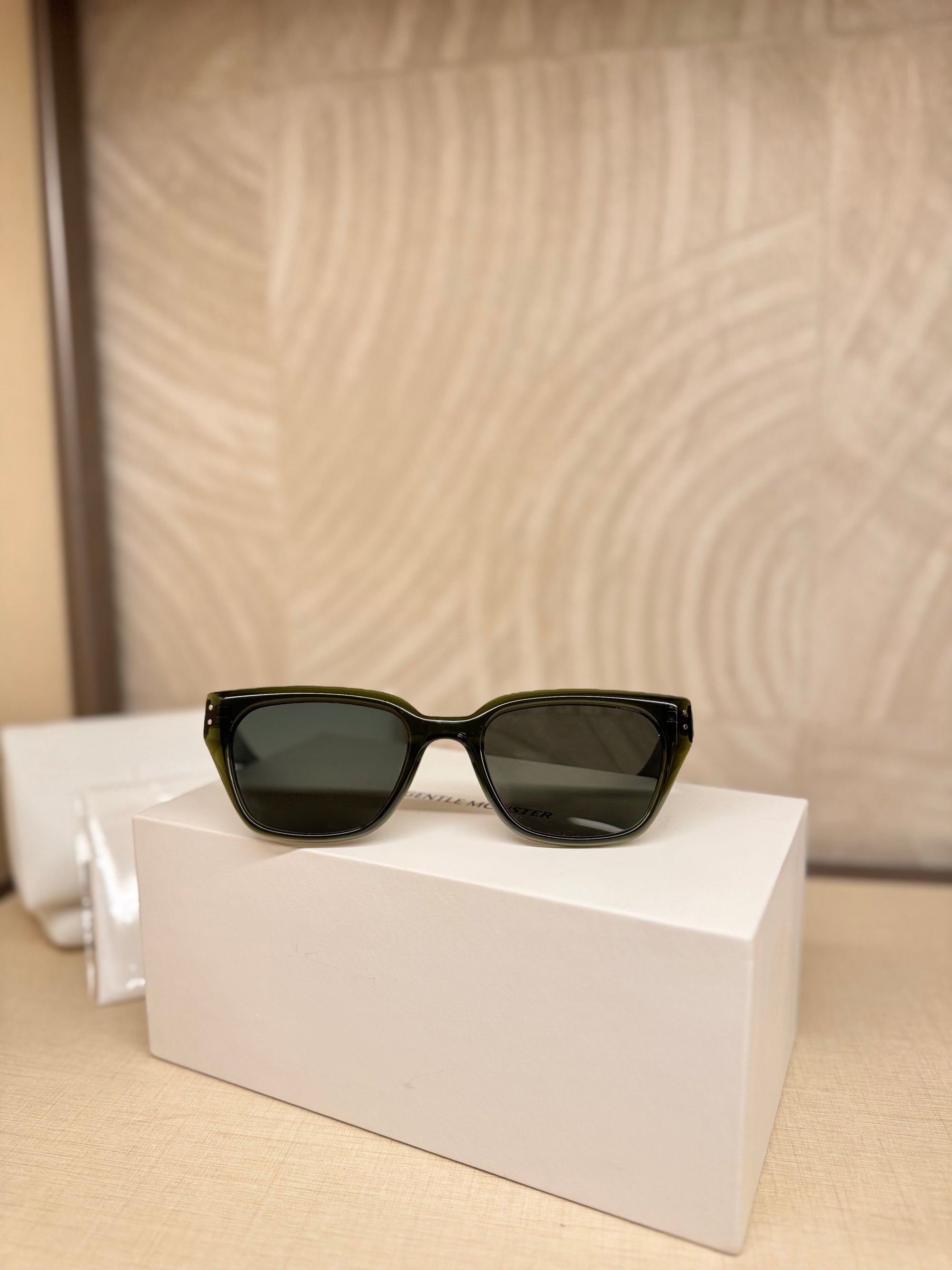 Gentle Monster Sunglasses Nada