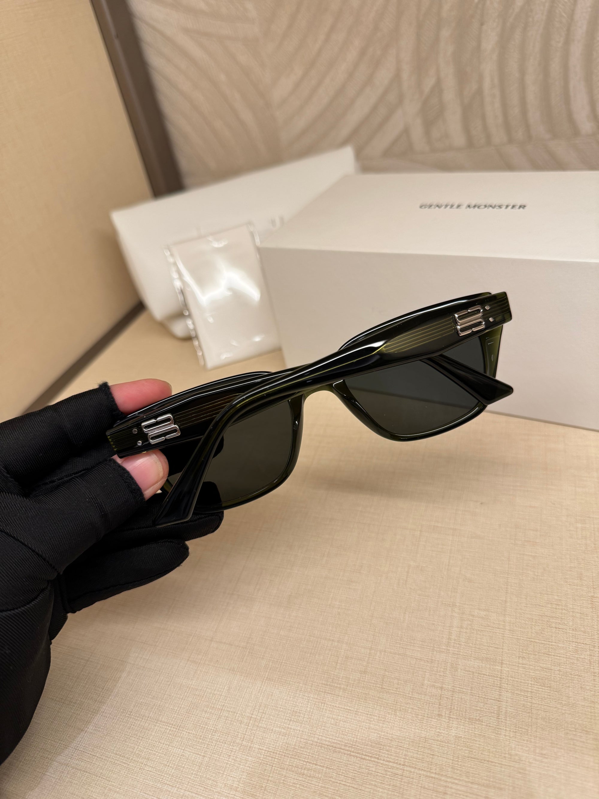 Gentle Monster Sunglasses Nada