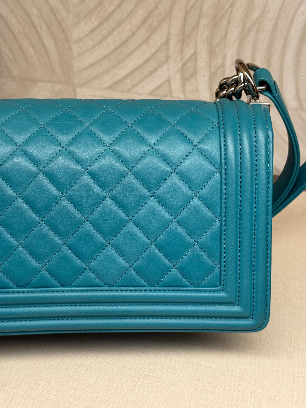 Chanel Boy Medium