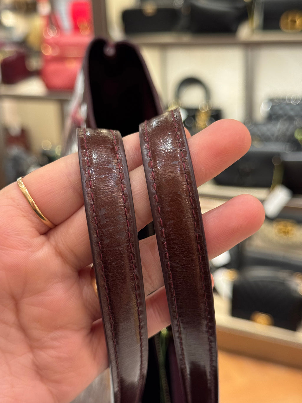 Louis Vuitton Wilshire Vernis Monogram Rouge