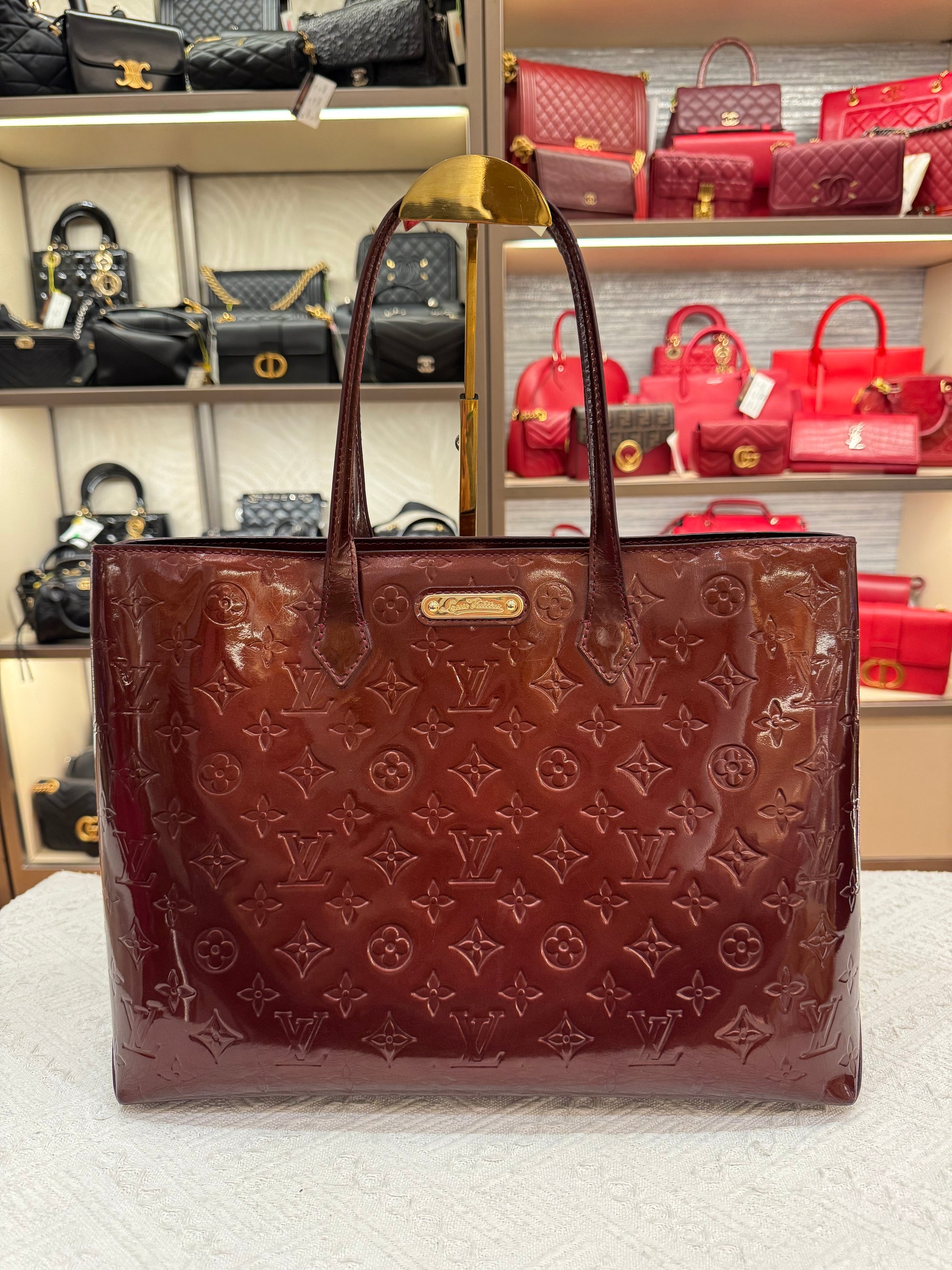 Louis Vuitton Wilshire Vernis Monogram Rouge