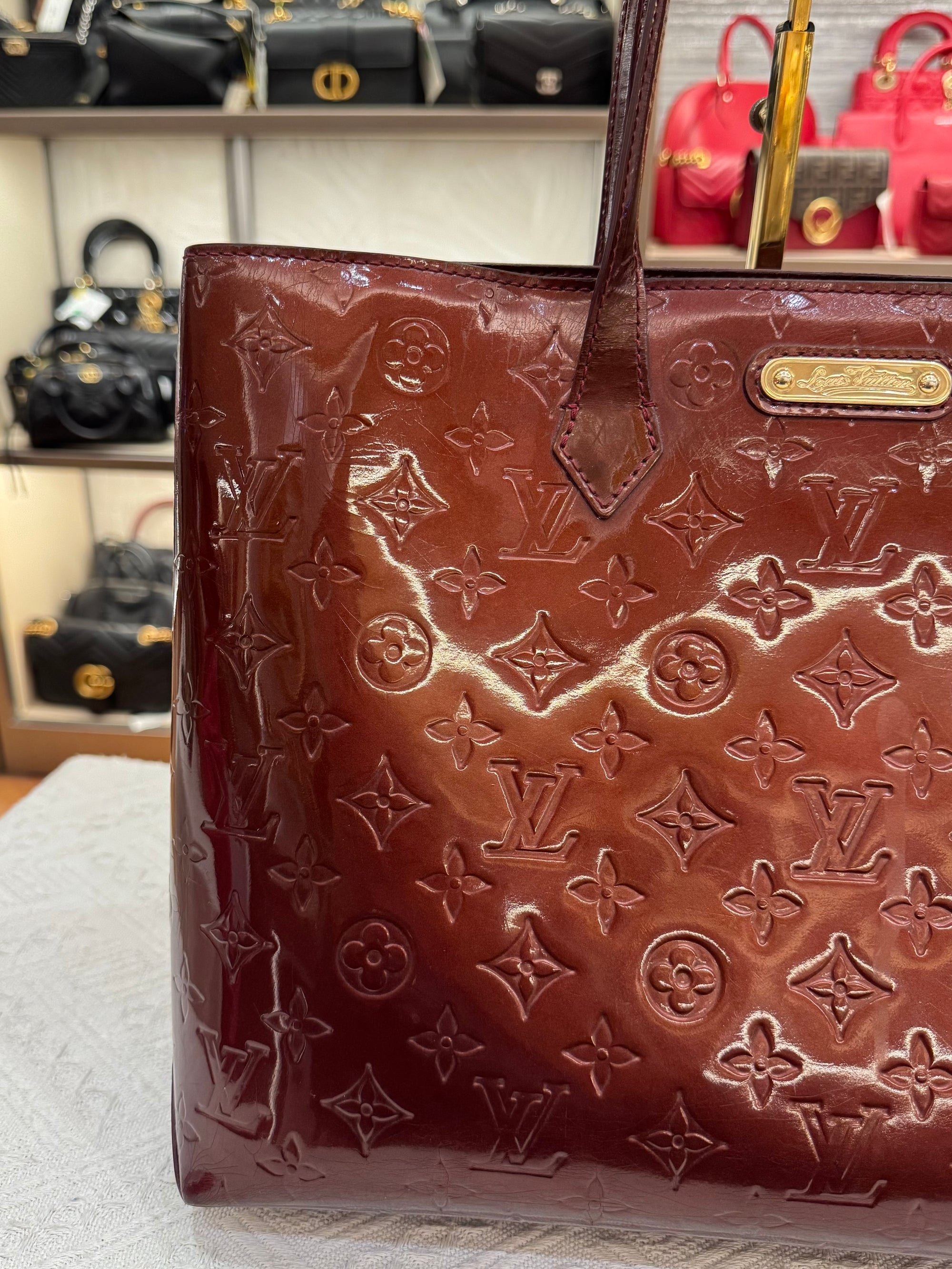 Louis Vuitton Wilshire Vernis Monogram Rouge
