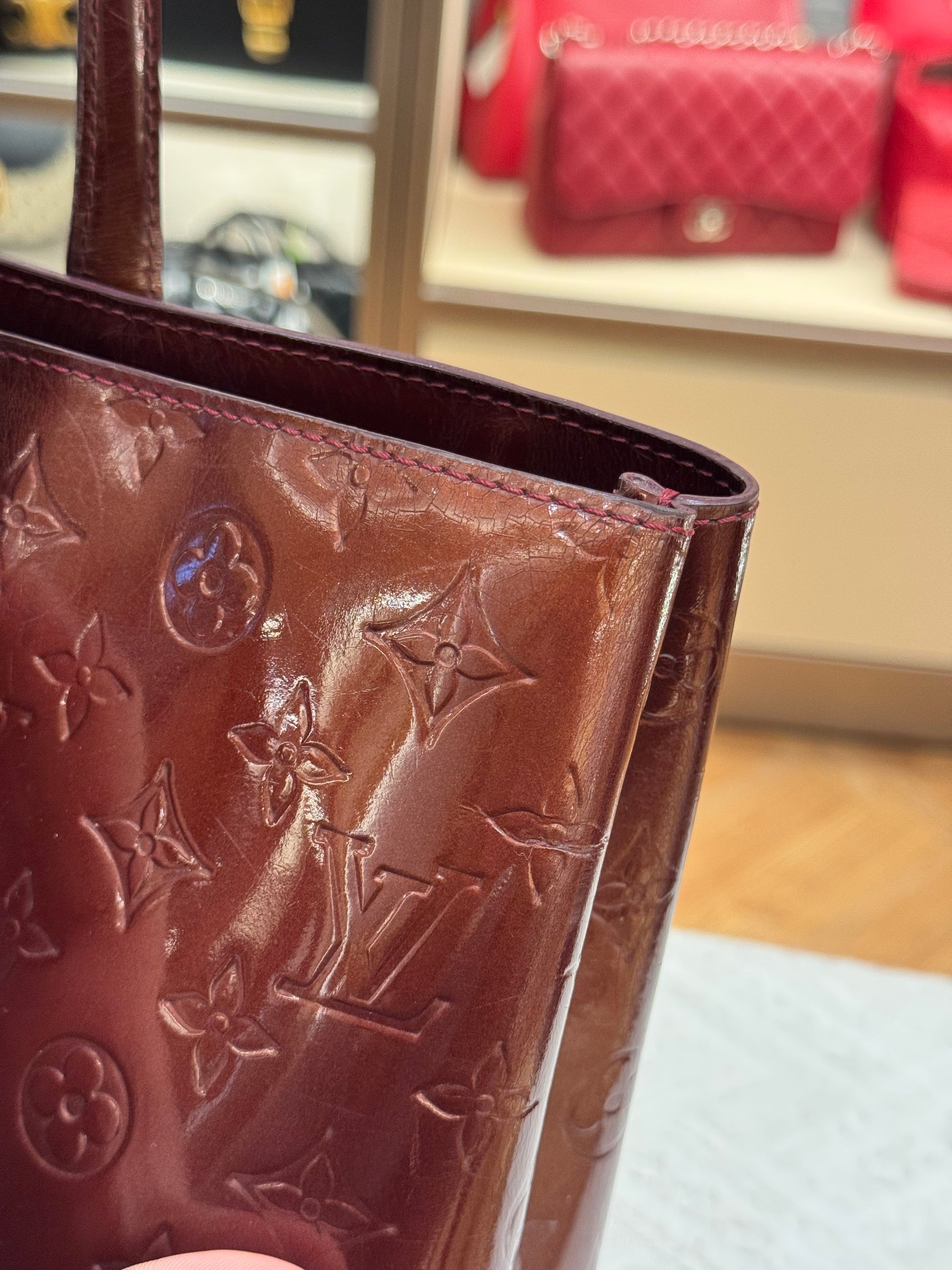 Louis Vuitton Wilshire Vernis Monogram Rouge