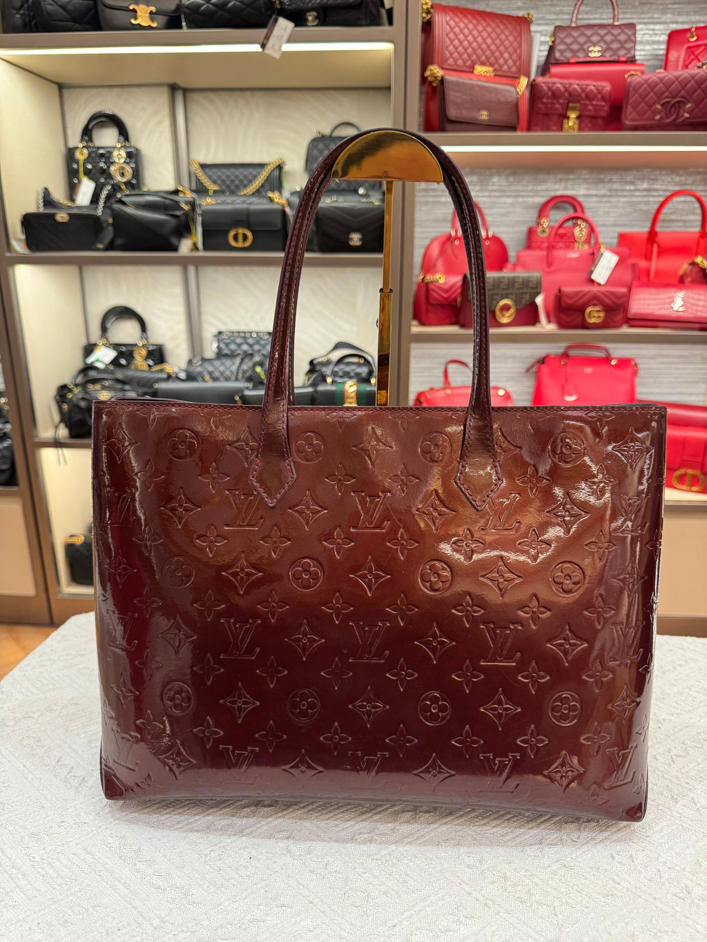 Louis Vuitton Wilshire Vernis Monogram Rouge