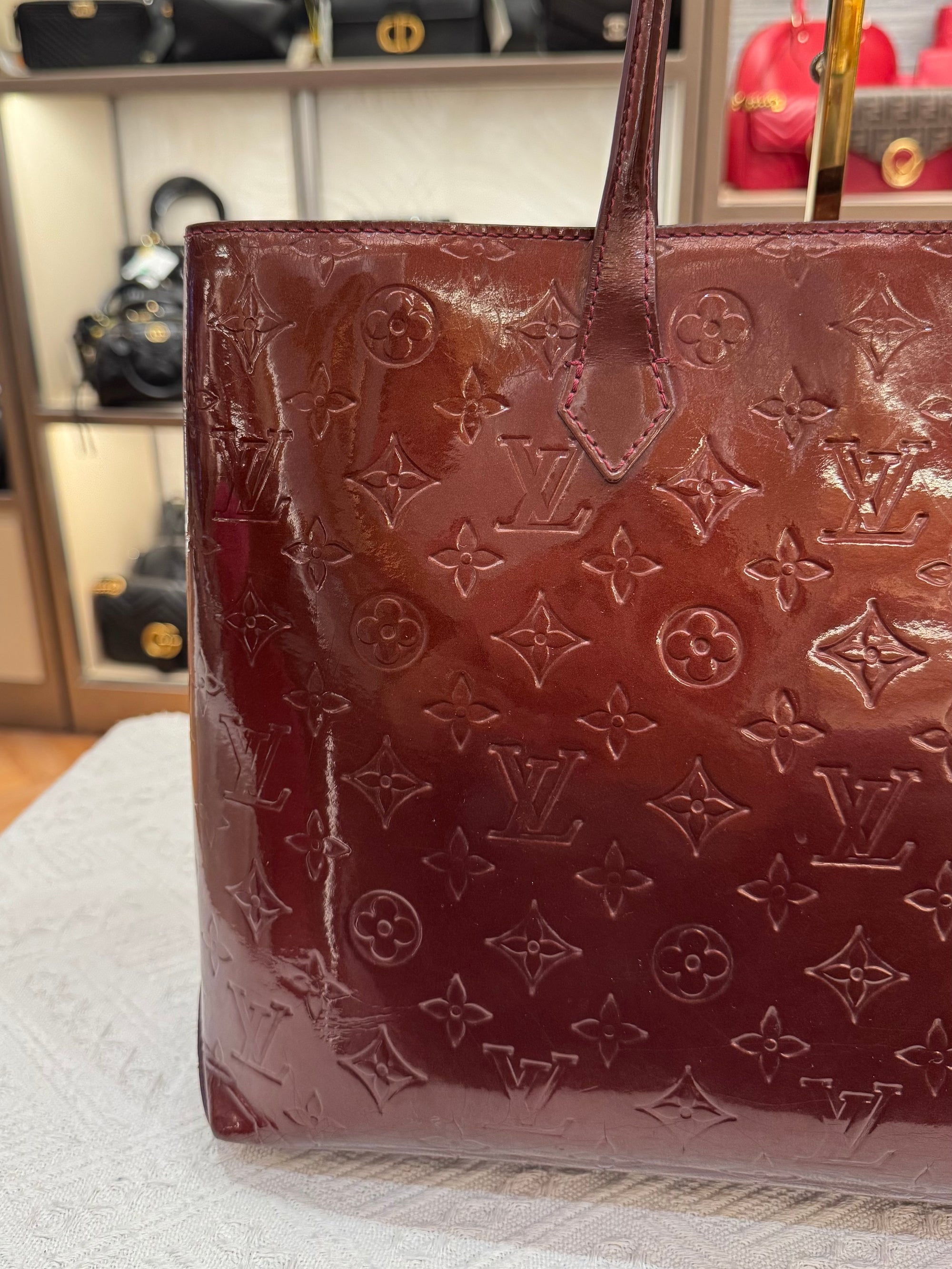 Louis Vuitton Wilshire Vernis Monogram Rouge