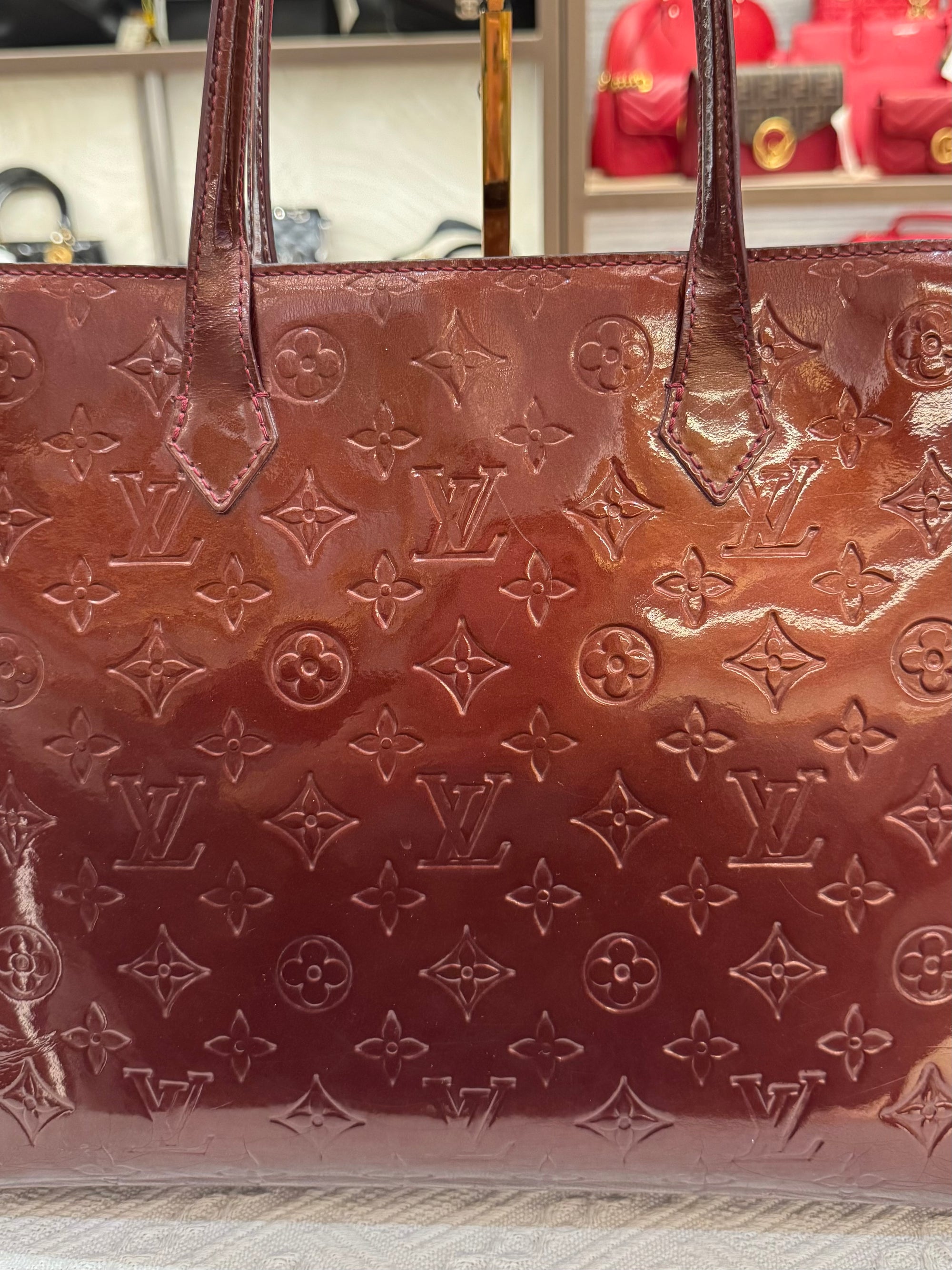 Louis Vuitton Wilshire Vernis Monogram Rouge
