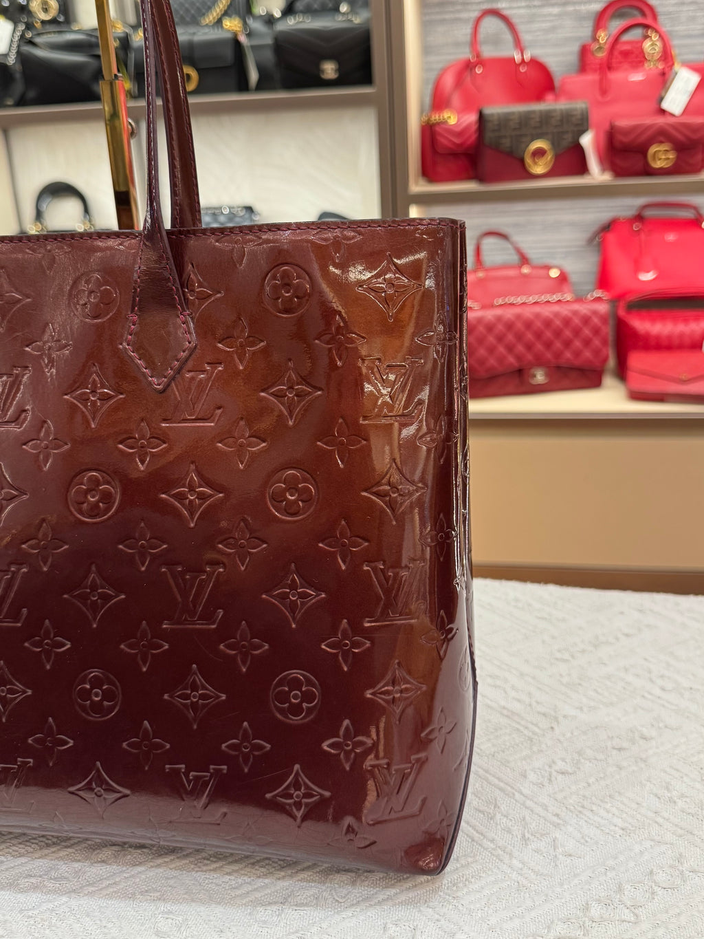 Louis Vuitton Wilshire Vernis Monogram Rouge