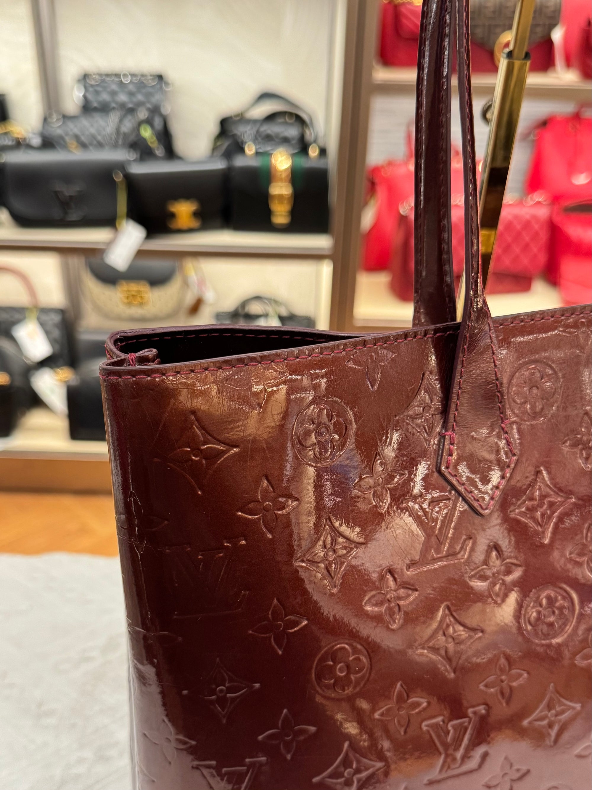 Louis Vuitton Wilshire Vernis Monogram Rouge