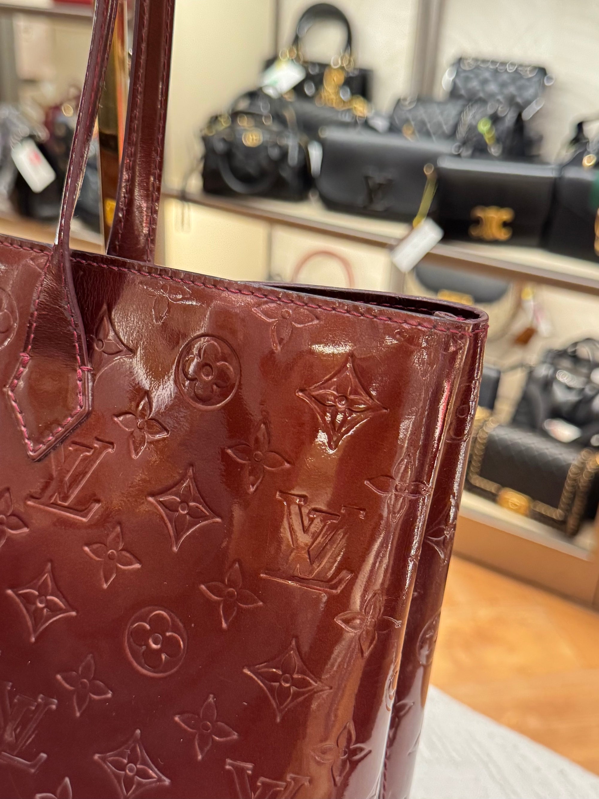 Louis Vuitton Wilshire Vernis Monogram Rouge