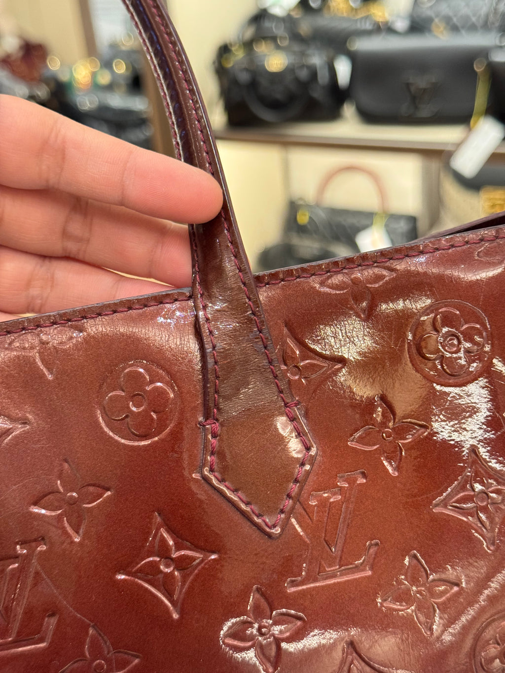 Louis Vuitton Wilshire Vernis Monogram Rouge