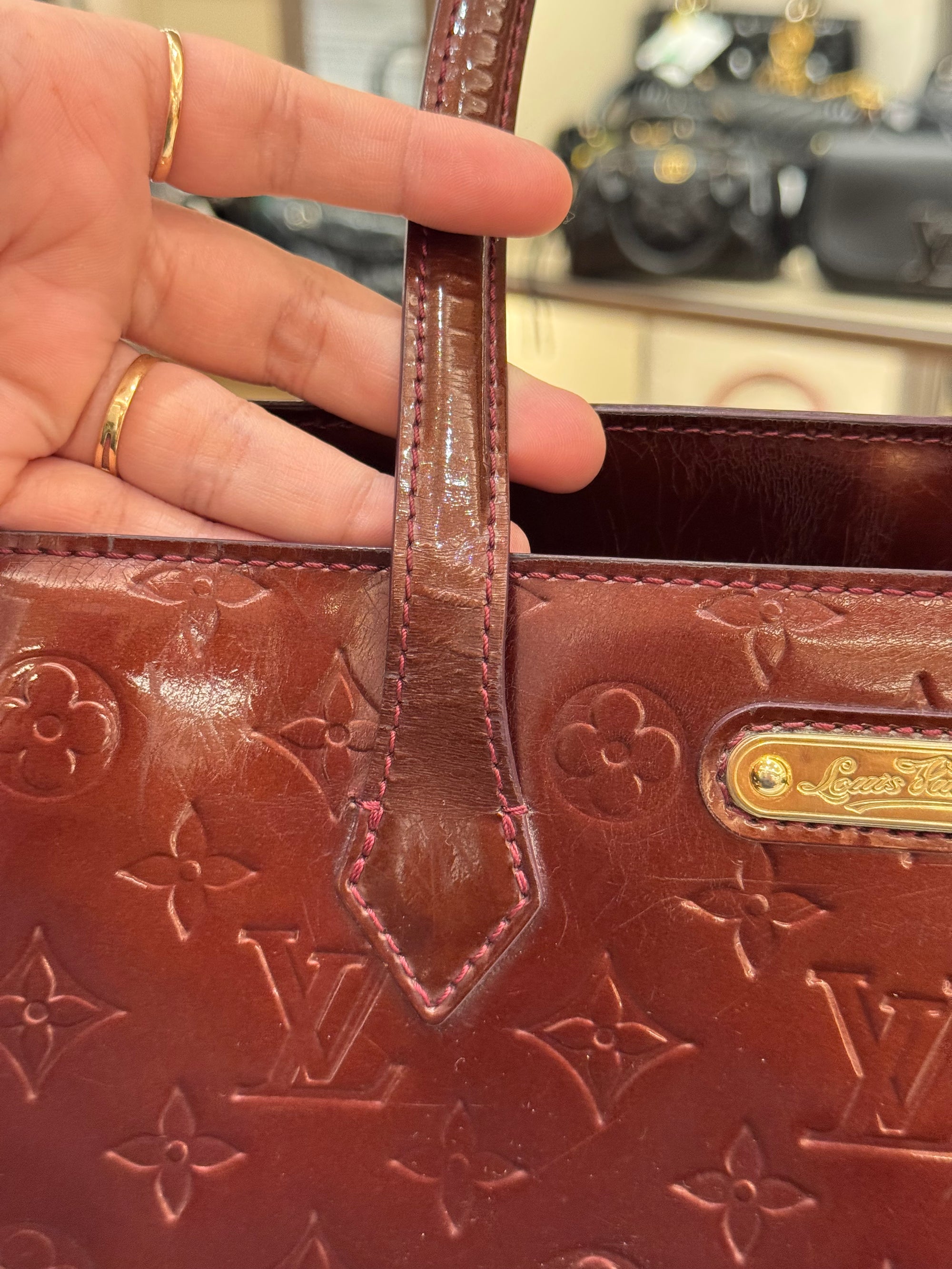 Louis Vuitton Wilshire Vernis Monogram Rouge