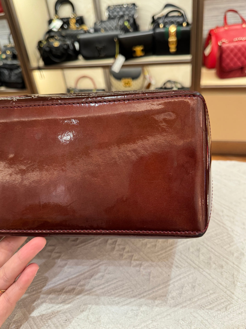 Louis Vuitton Wilshire Vernis Monogram Rouge