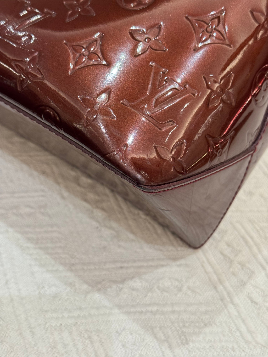 Louis Vuitton Wilshire Vernis Monogram Rouge