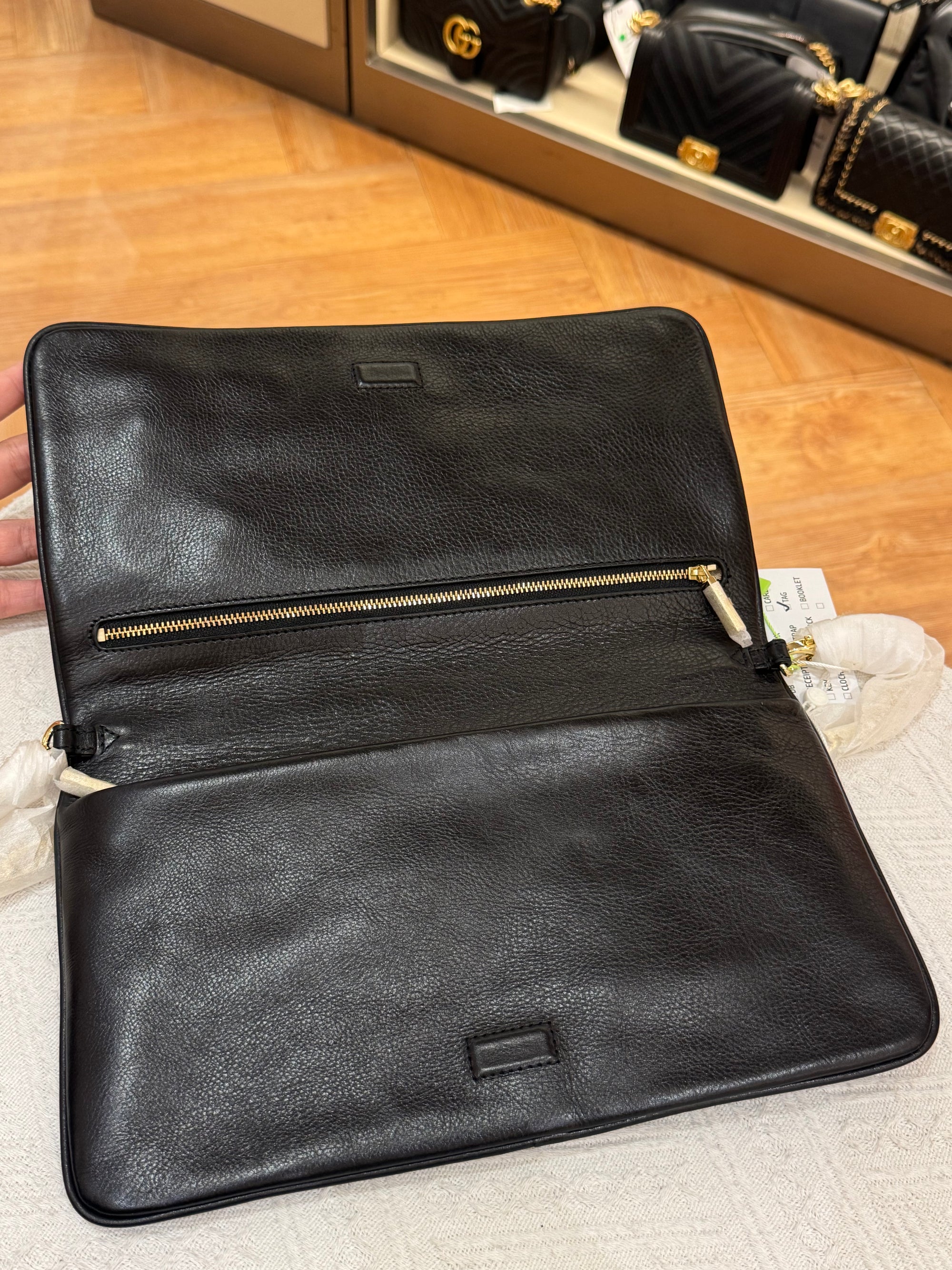 Tory Burch Bombe Reva Clutch / Shoulder Black