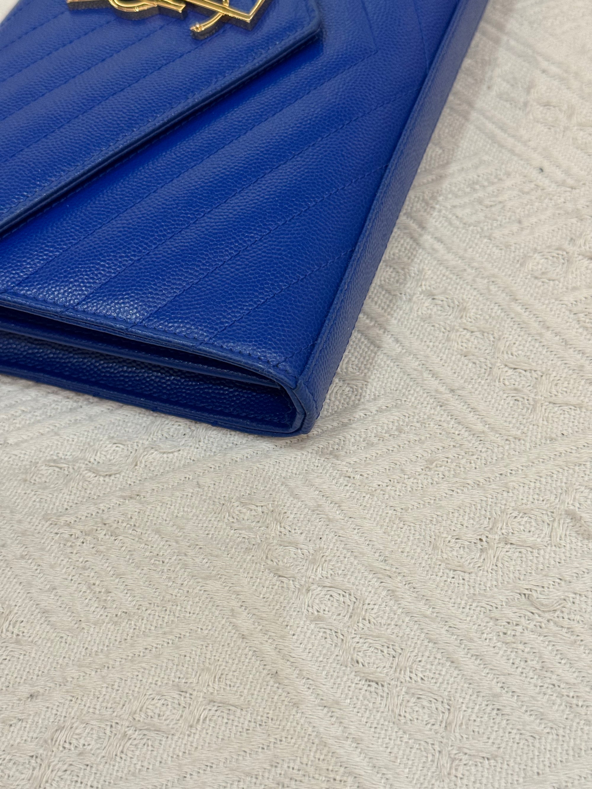 Yves Saint Laurent Woc 22 Blue GHW