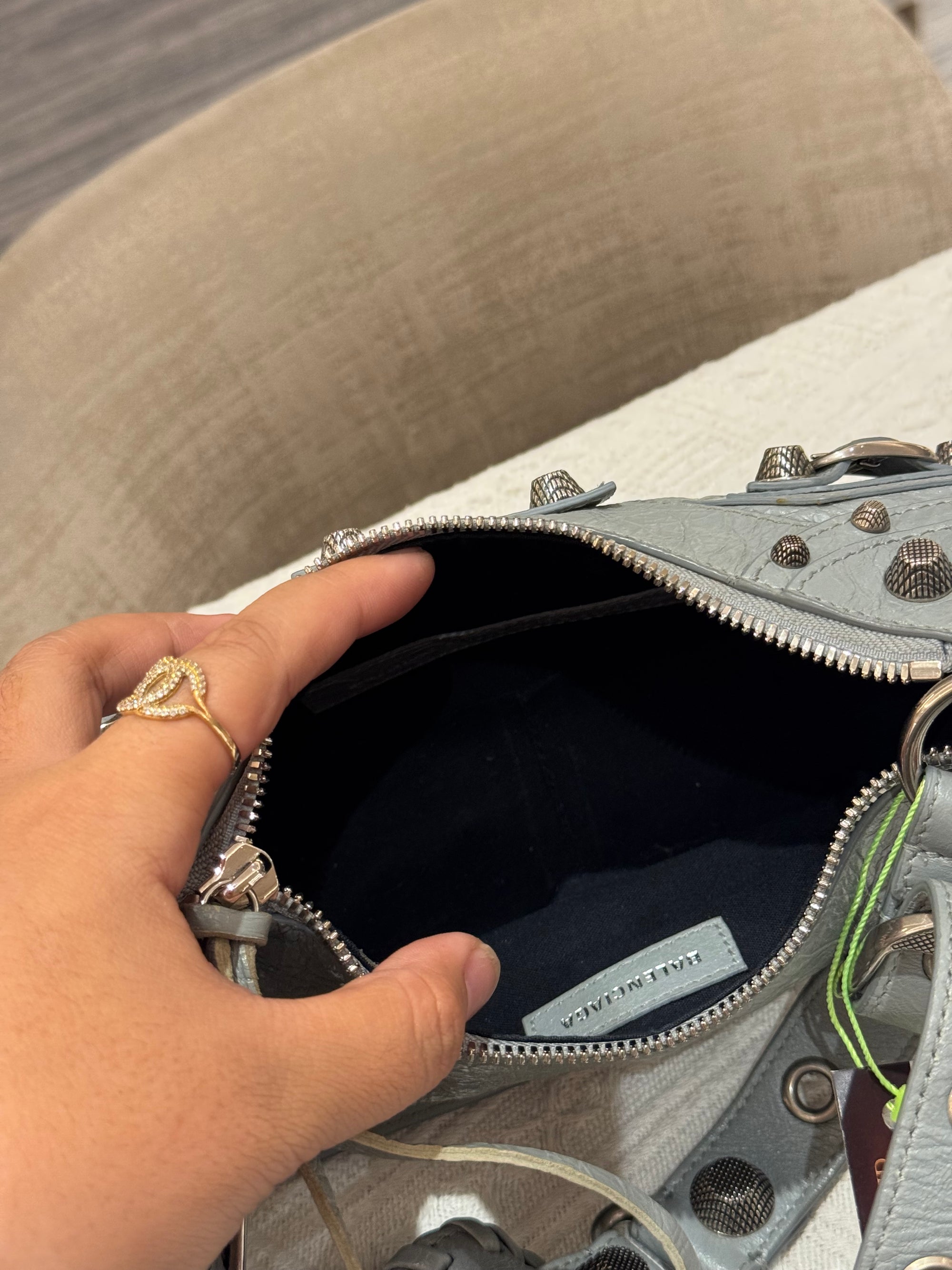 Balenciaga Le Cagole XS Light Ash Blue
