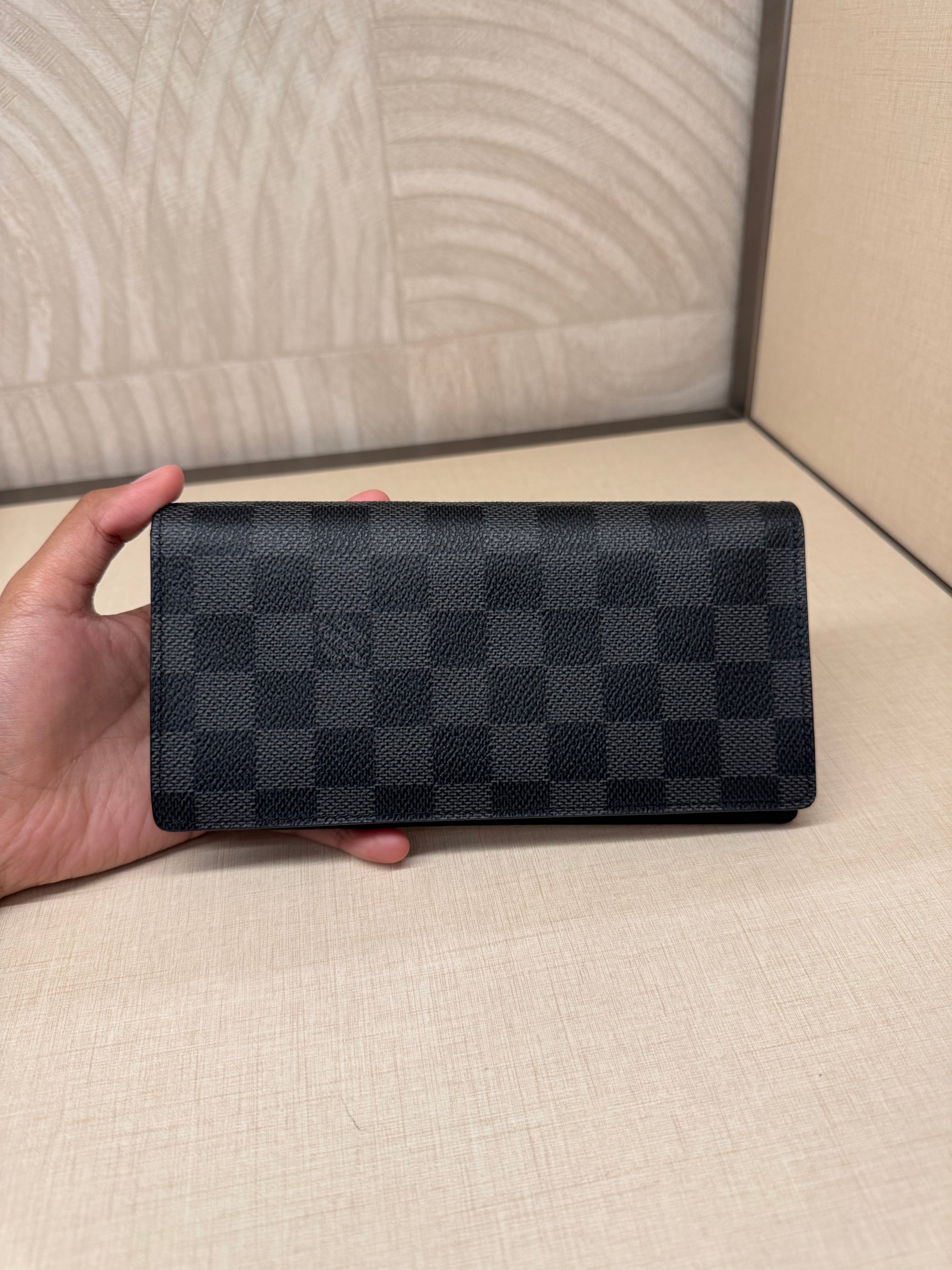 Louis Vuitton Brazza Damier Graphite