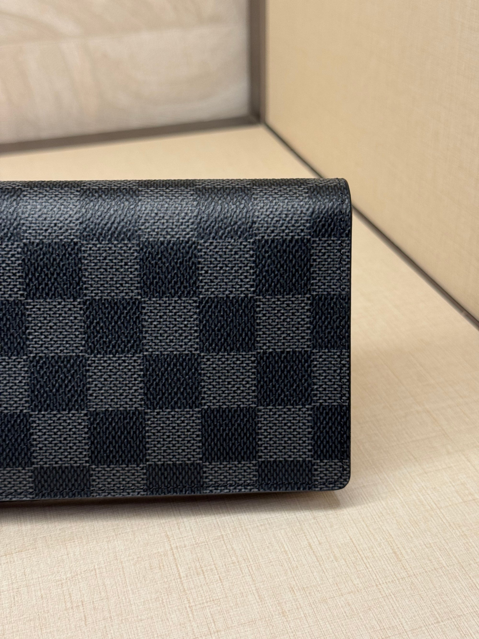 Louis Vuitton Brazza Damier Graphite