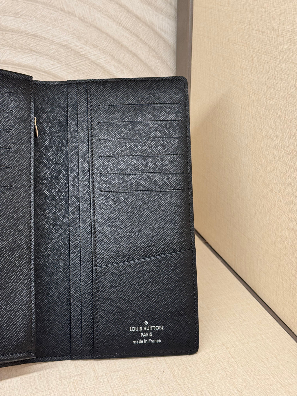 Louis Vuitton Brazza Damier Graphite