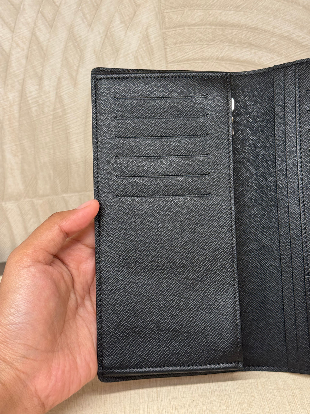 Louis Vuitton Brazza Damier Graphite