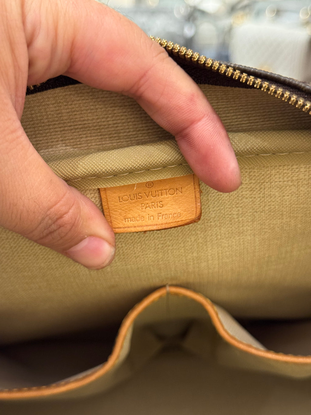 Louis Vuitton Deauville Monogram