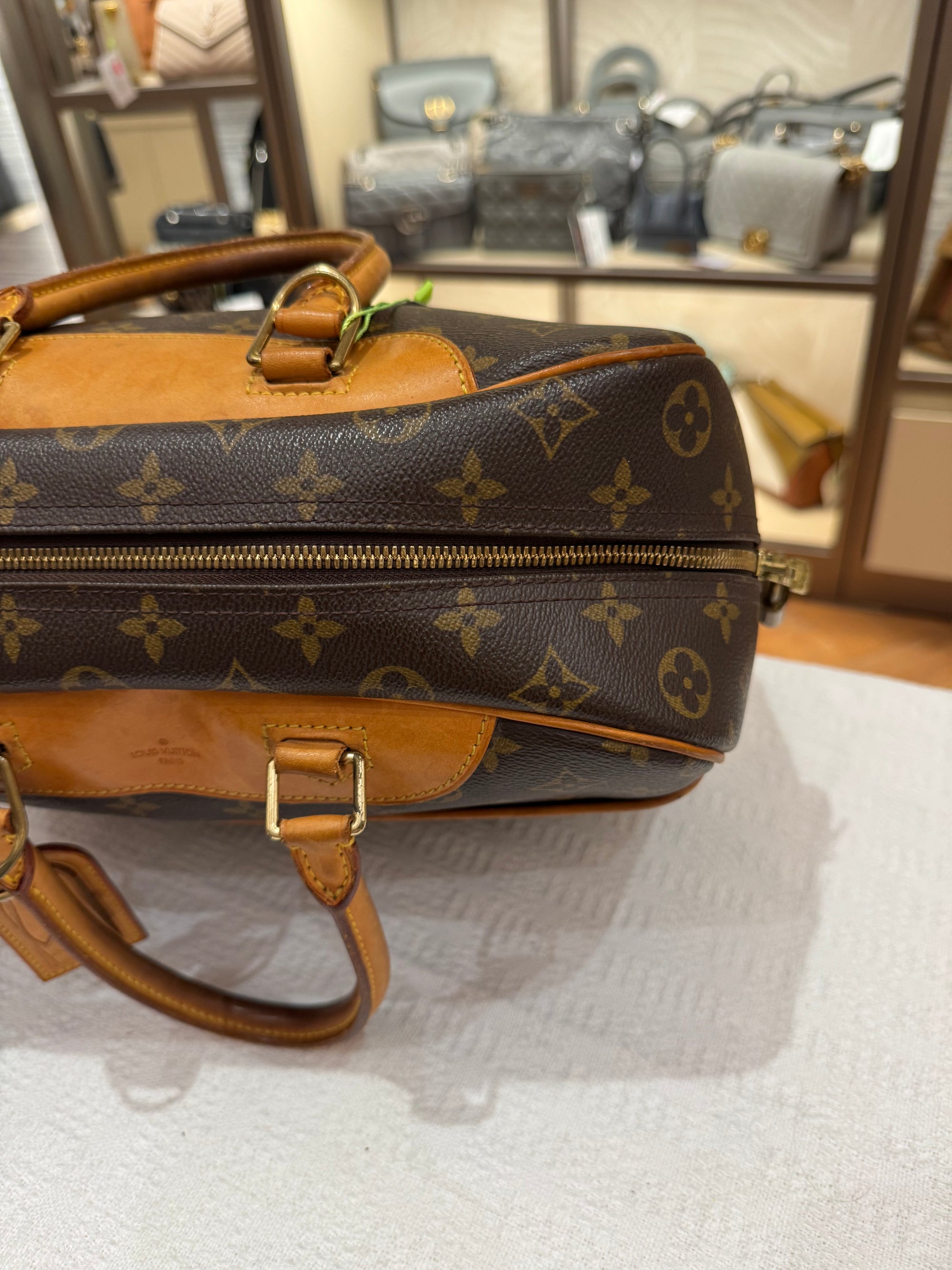 Louis Vuitton Deauville Monogram