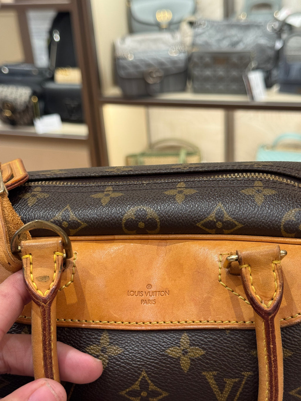 Louis Vuitton Deauville Monogram