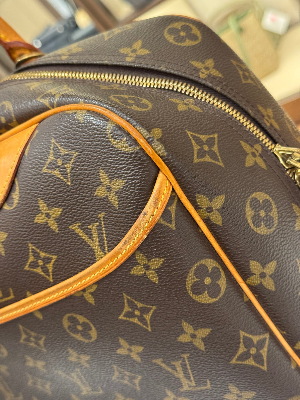 Louis Vuitton Deauville Monogram