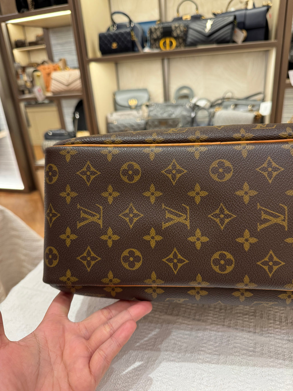 Louis Vuitton Deauville Monogram
