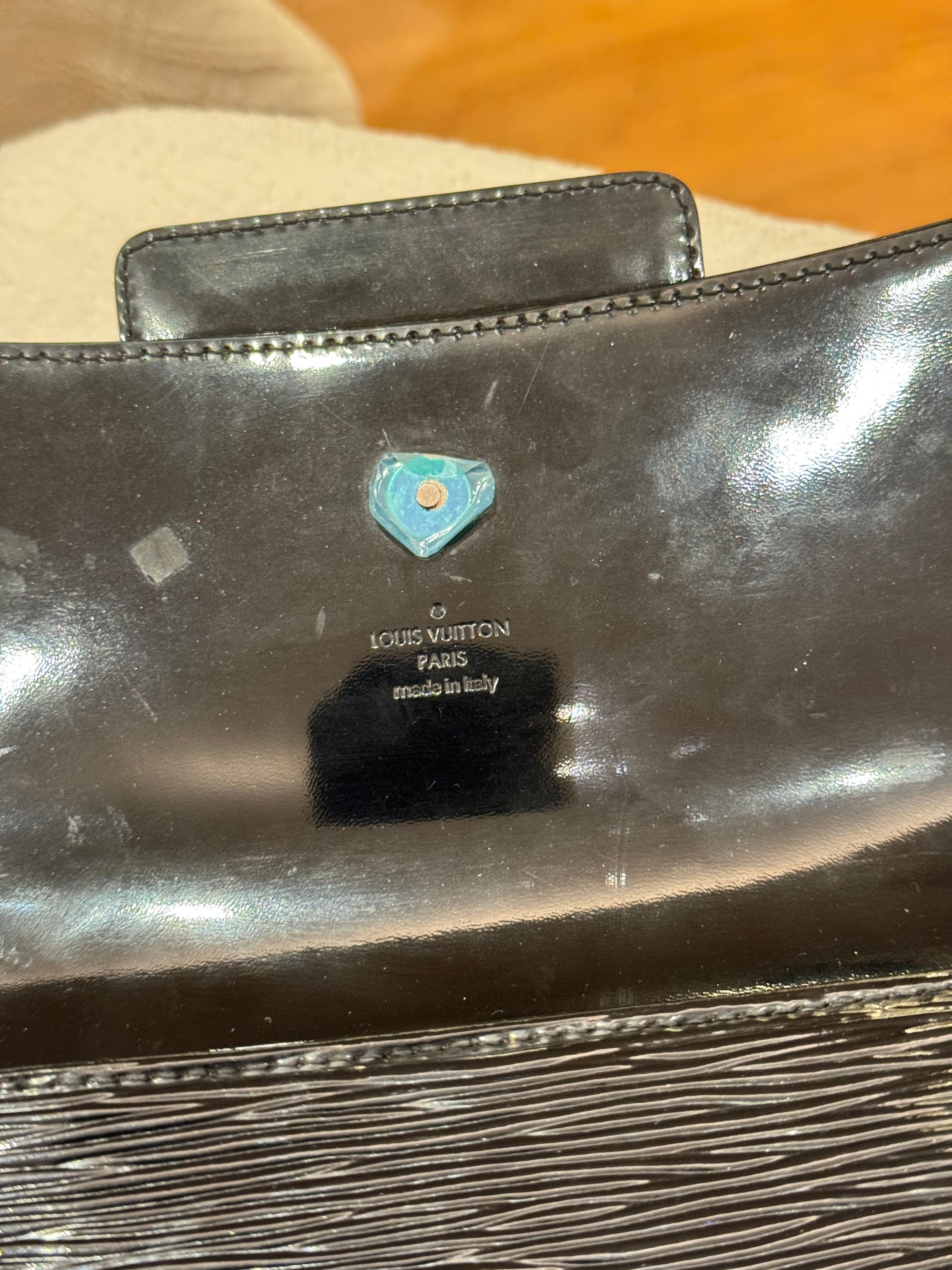 Louis Vuitton Sobe Epi Clutch