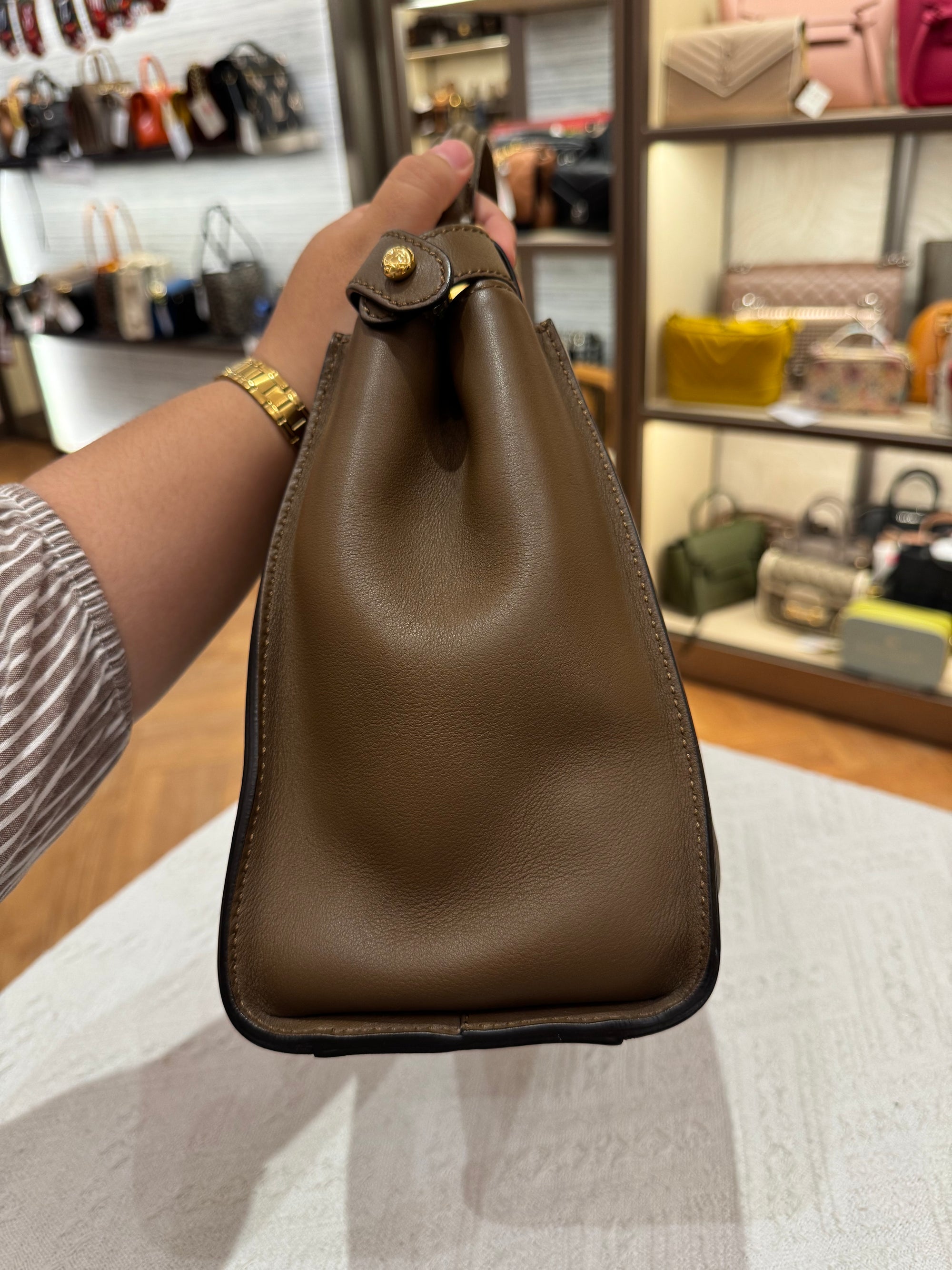 Fendi Peekaboo Medium Brown
