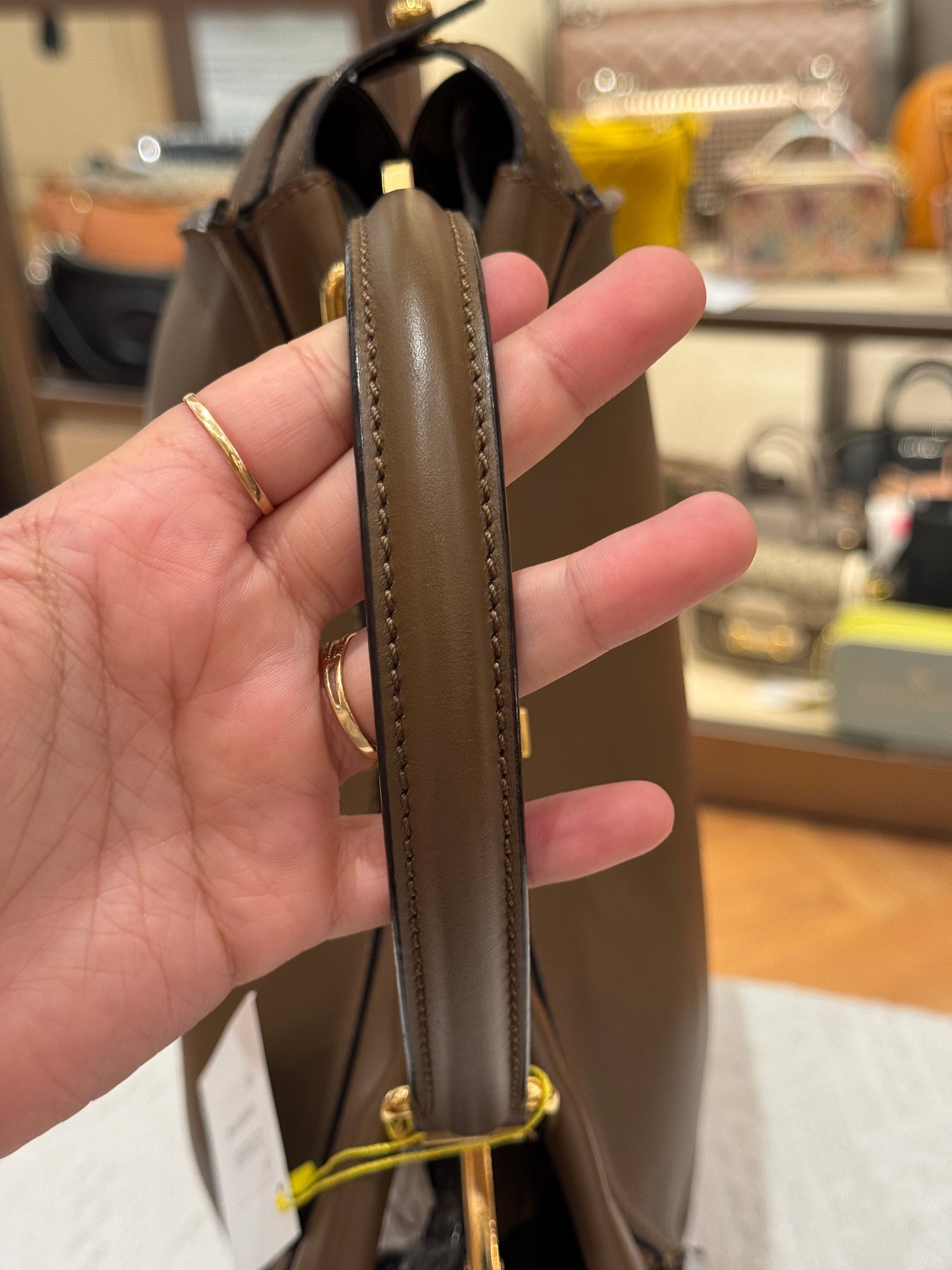 Fendi Peekaboo Medium Brown