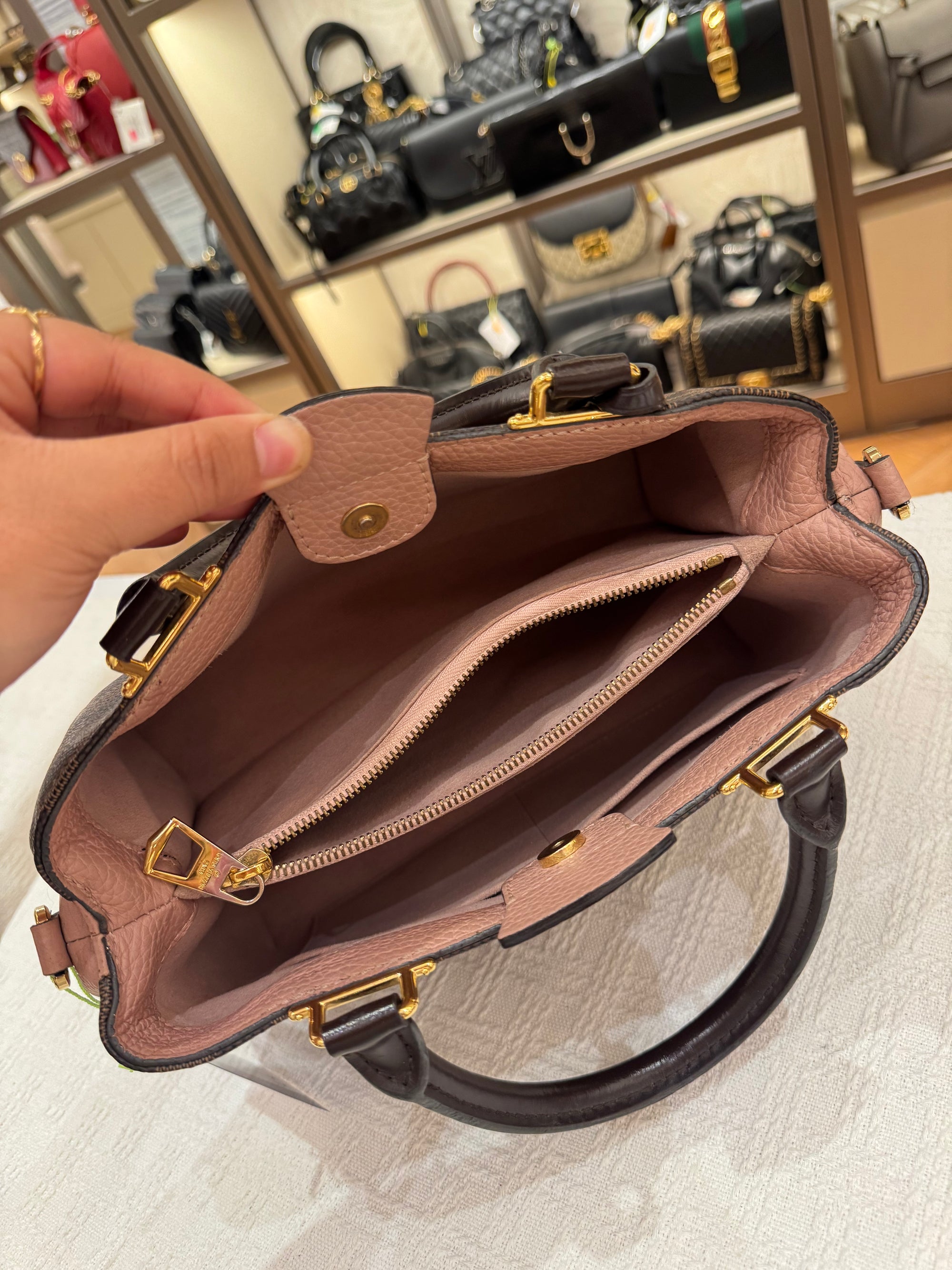 Louis Vuitton Britanny Damier Magnolia