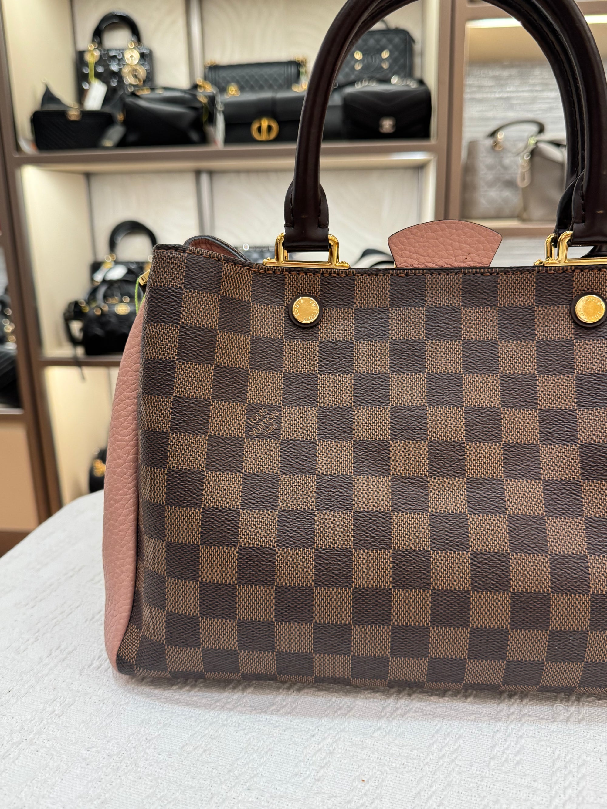 Louis Vuitton Britanny Damier Magnolia
