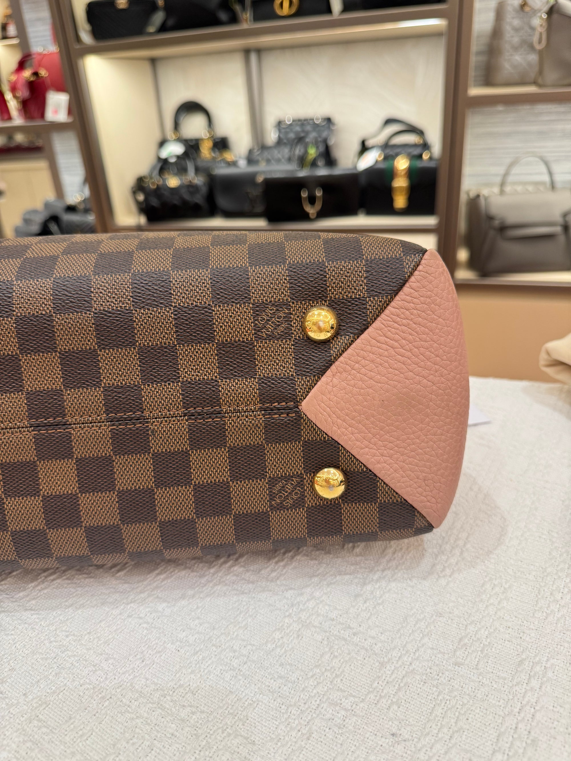 Louis Vuitton Britanny Damier Magnolia