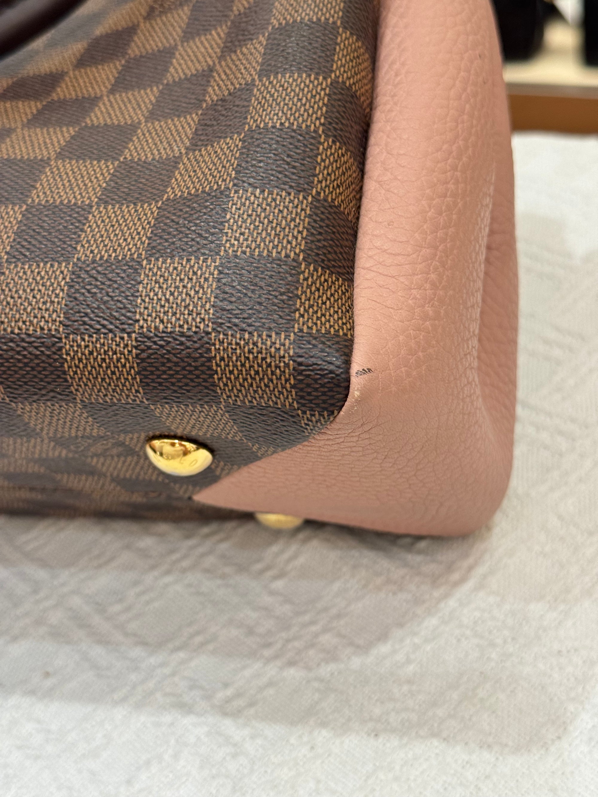 Louis Vuitton Britanny Damier Magnolia