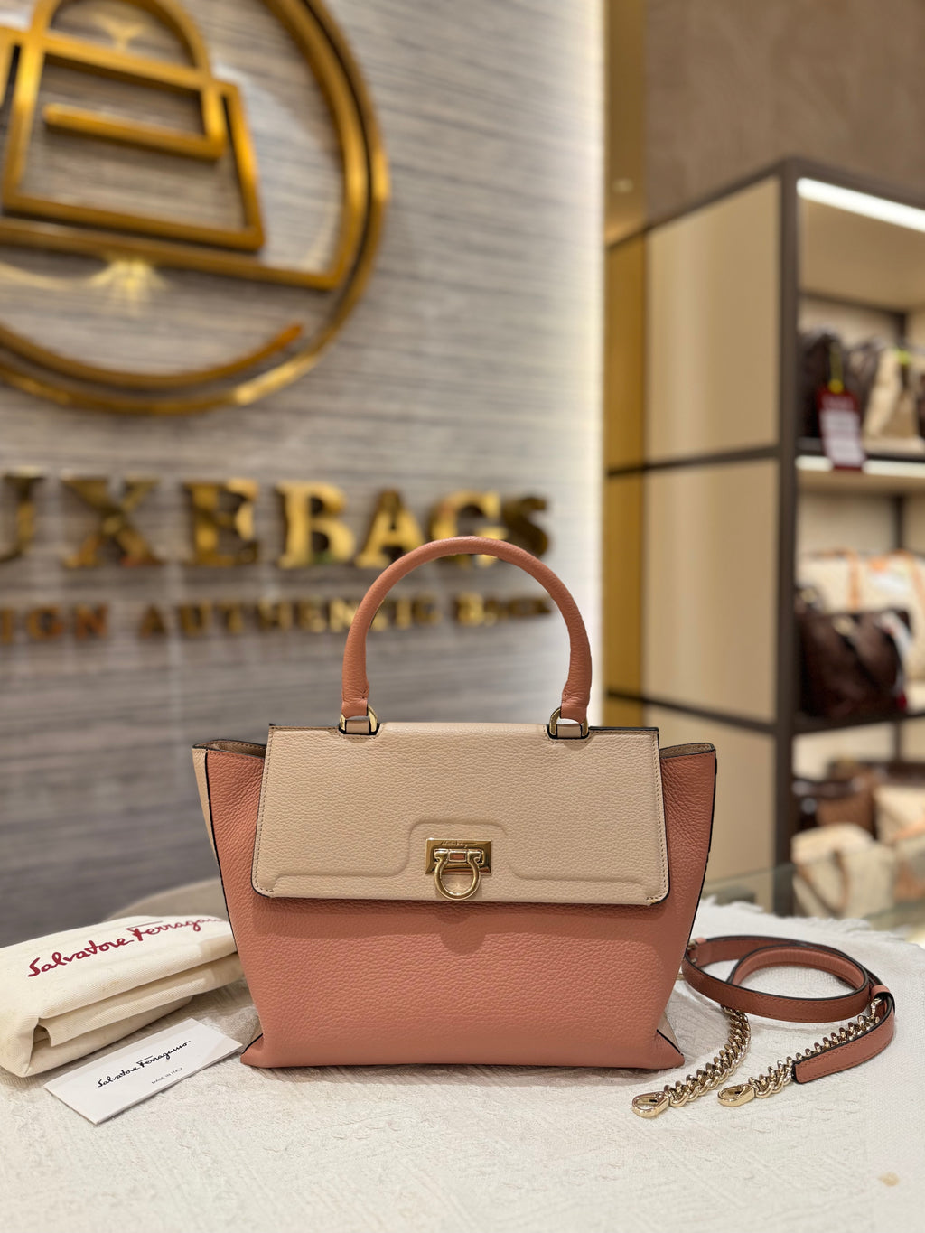 Salvatore Ferragamo Sofia Light Pink