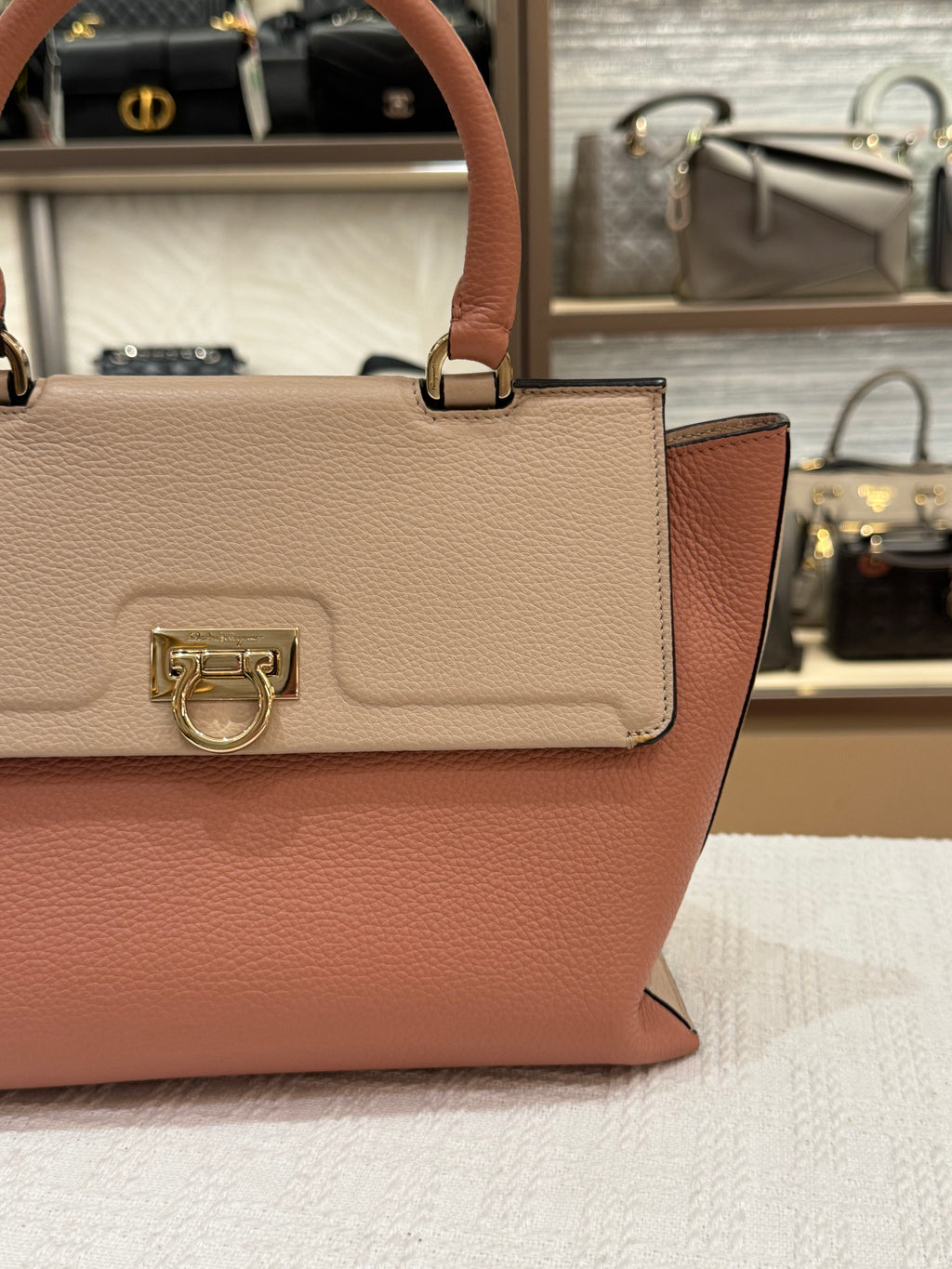 Salvatore Ferragamo Sofia Light Pink