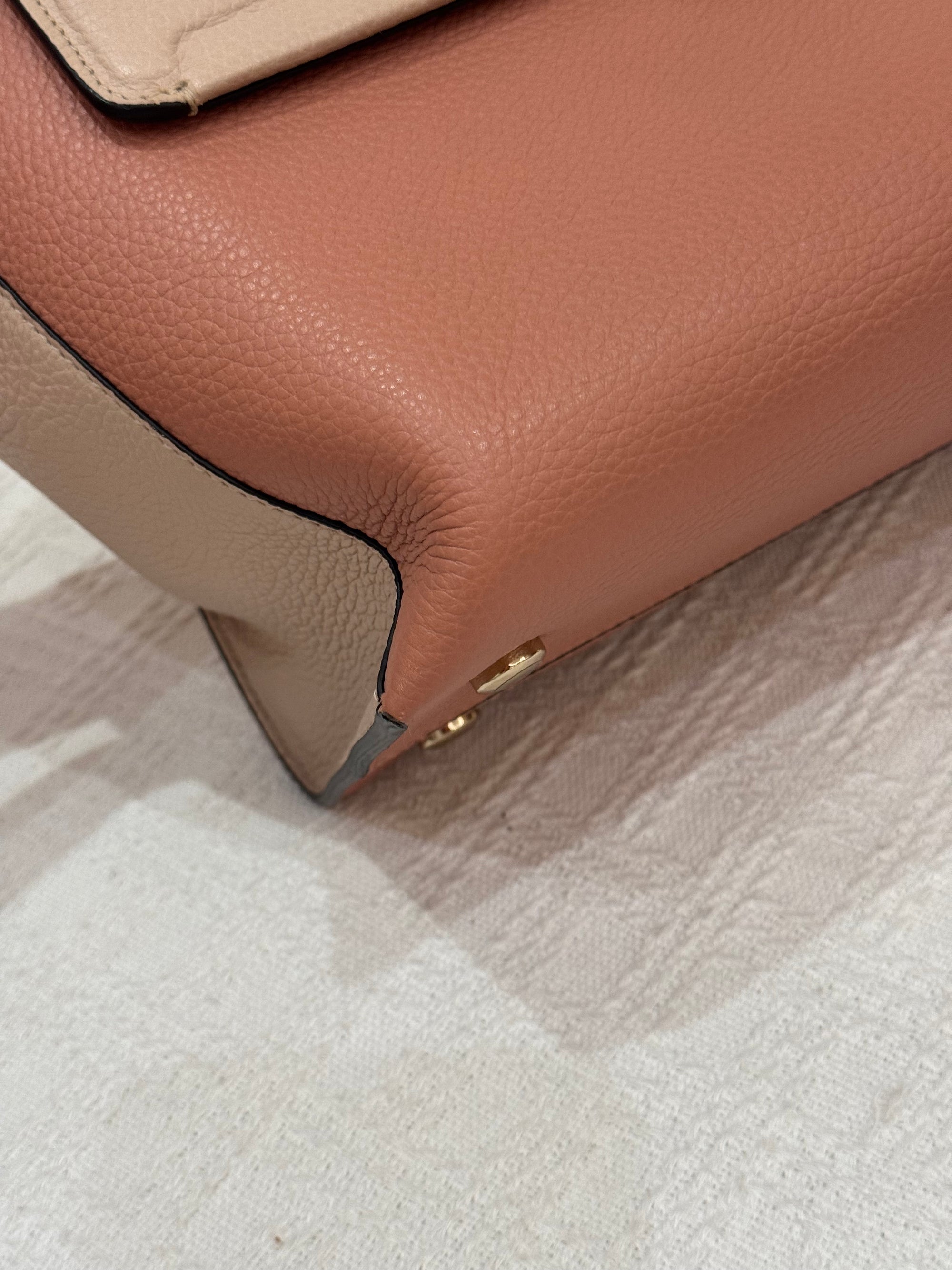 Salvatore Ferragamo Sofia Light Pink