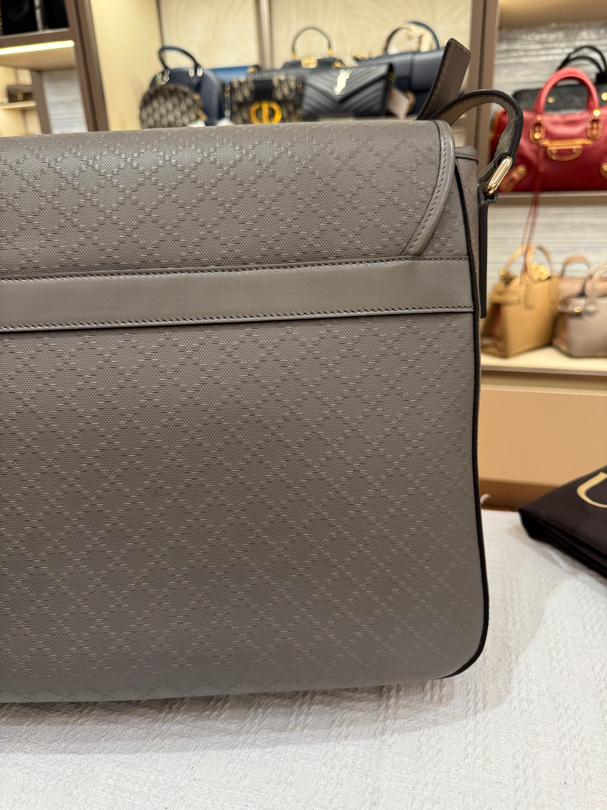 Gucci Mesenger Grey