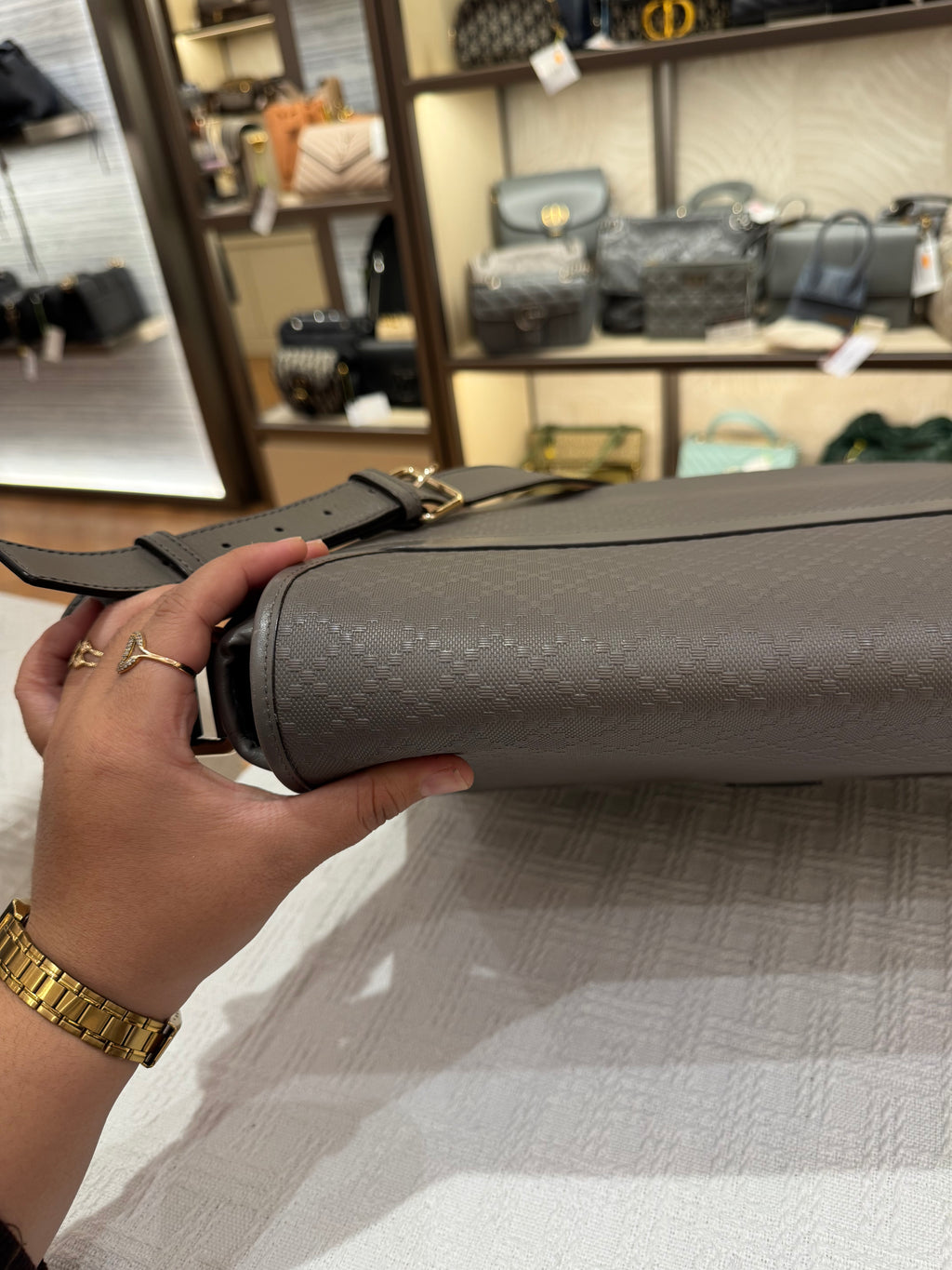 Gucci Mesenger Grey